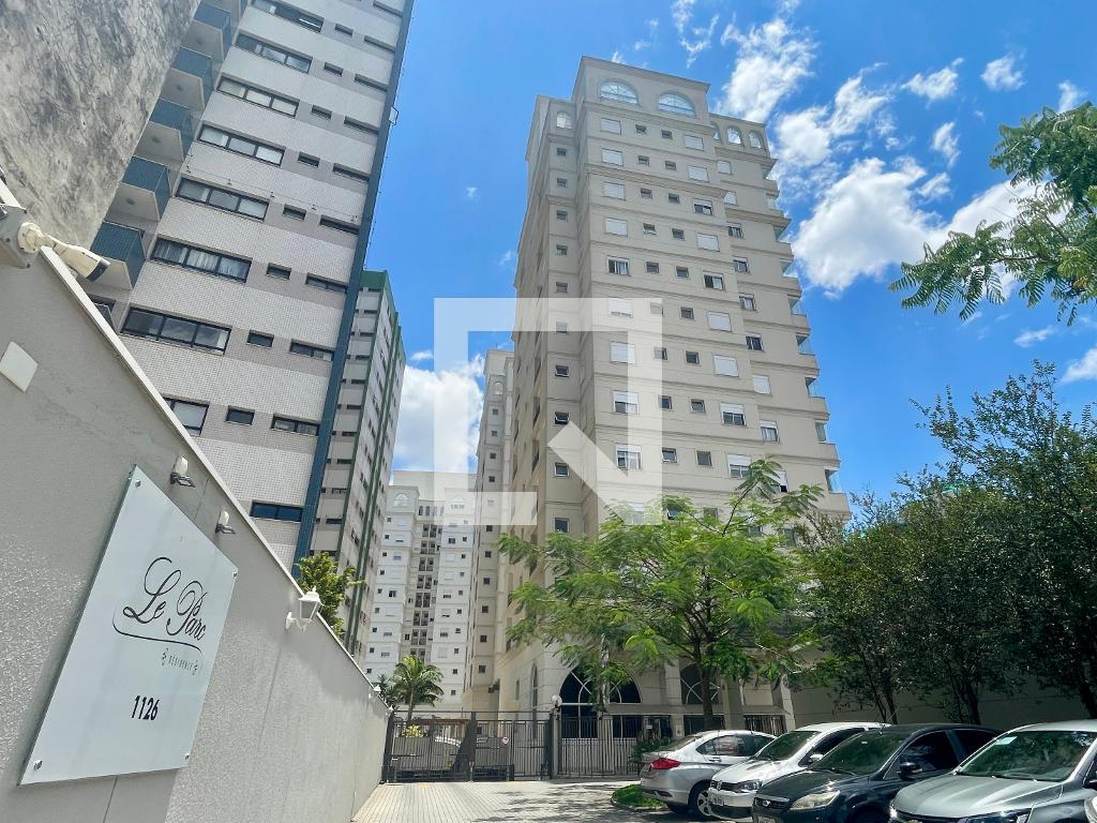 Fachada Condomínio Le Parc Residence