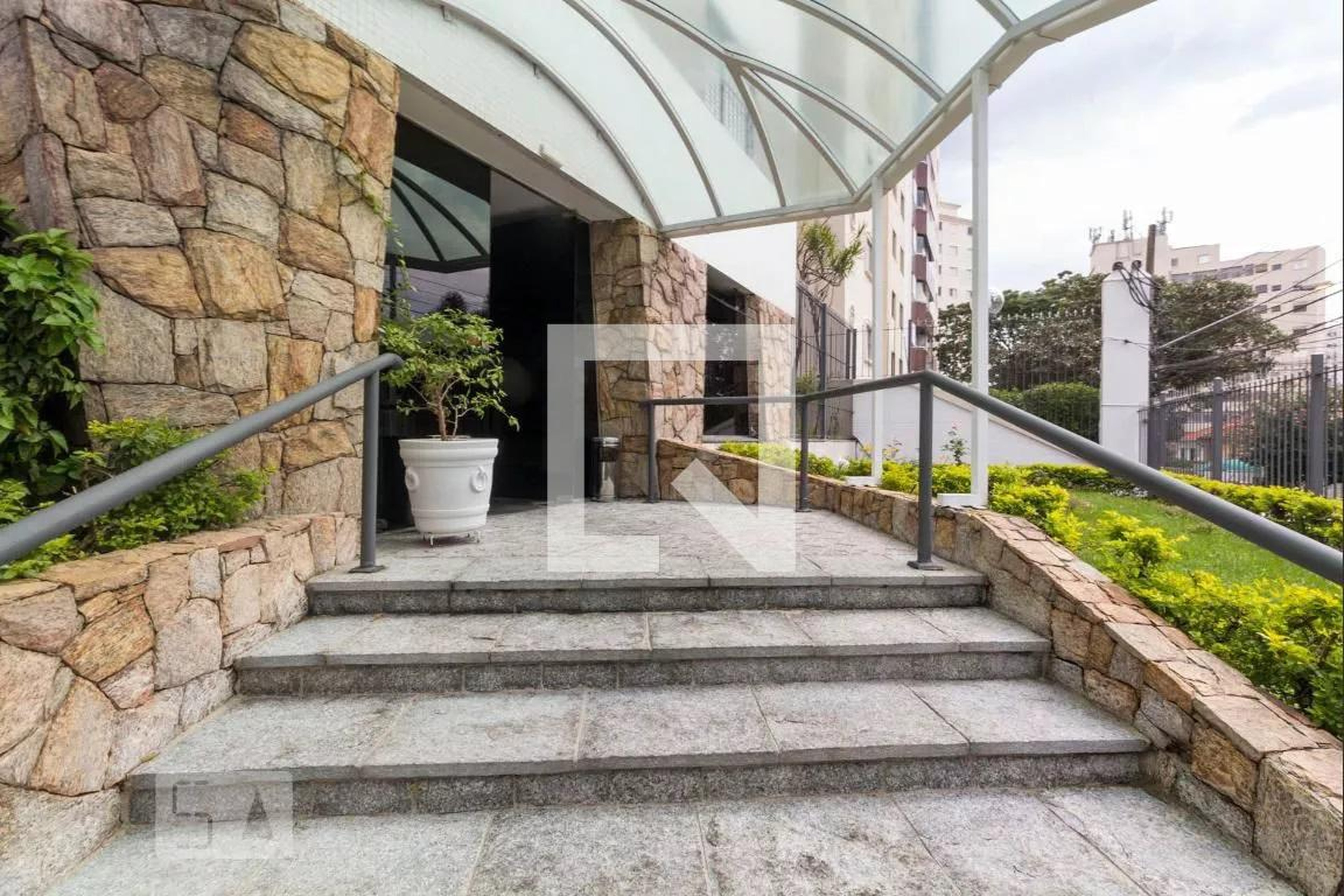 Entrada - Maison Liotry