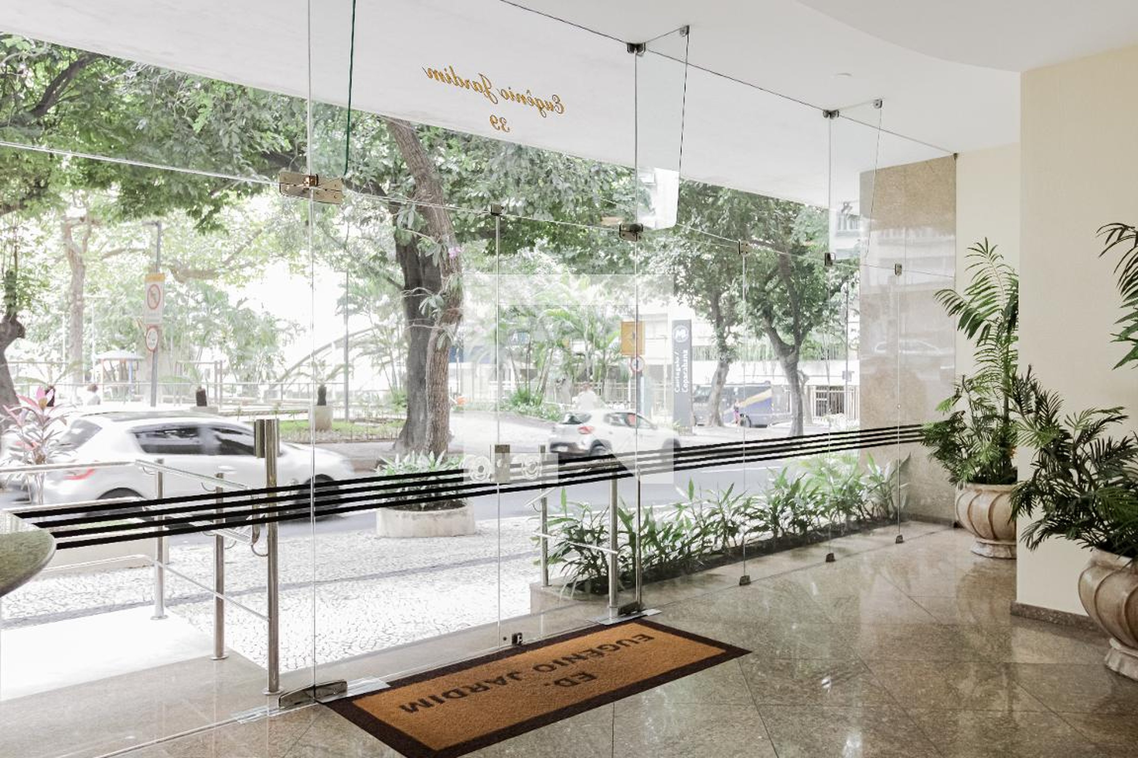 Hall de entrada - Edifício Eugênio Jardim