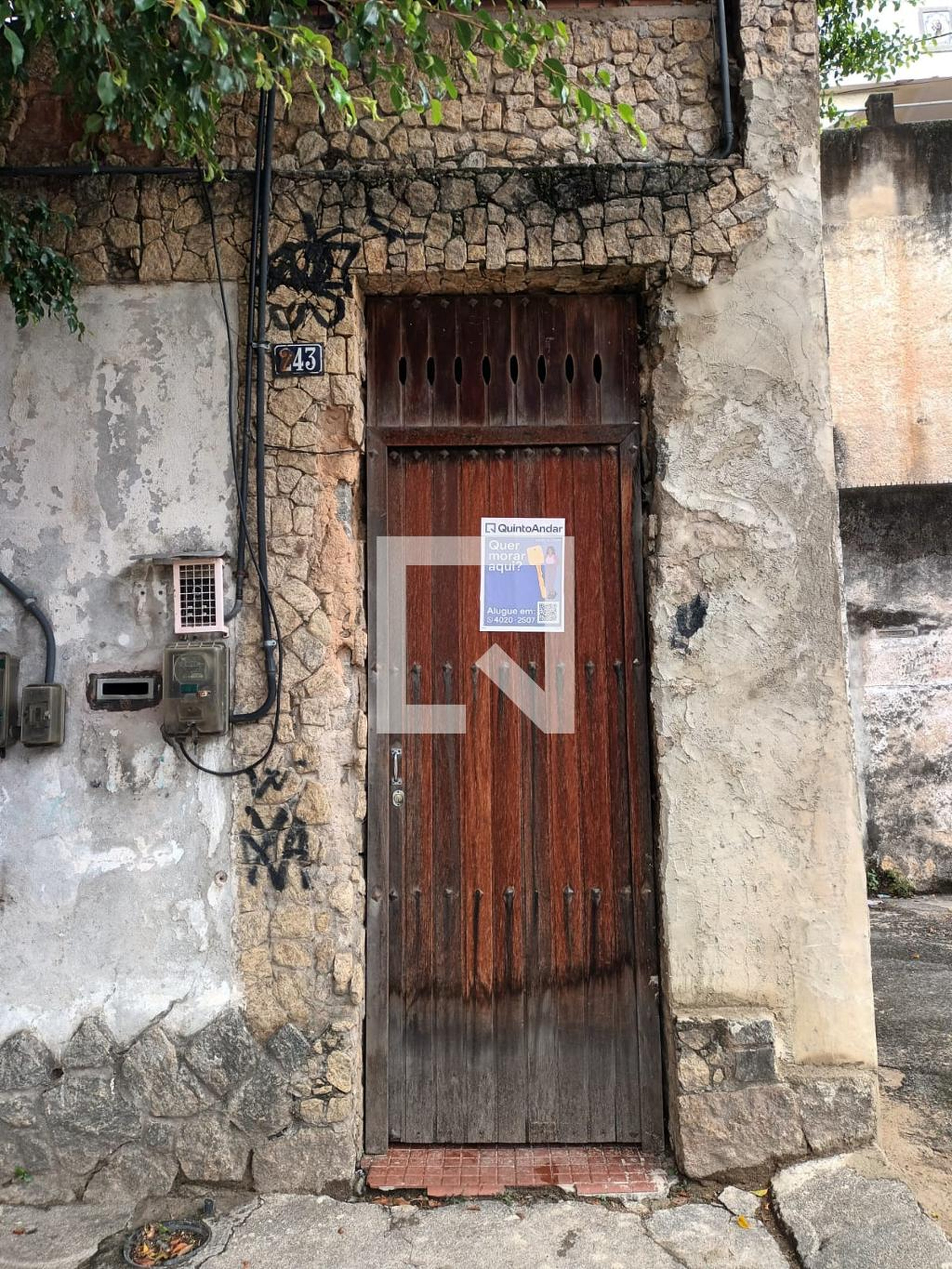 Fachada Condomínio em Rua Almeida Nogueira, 243