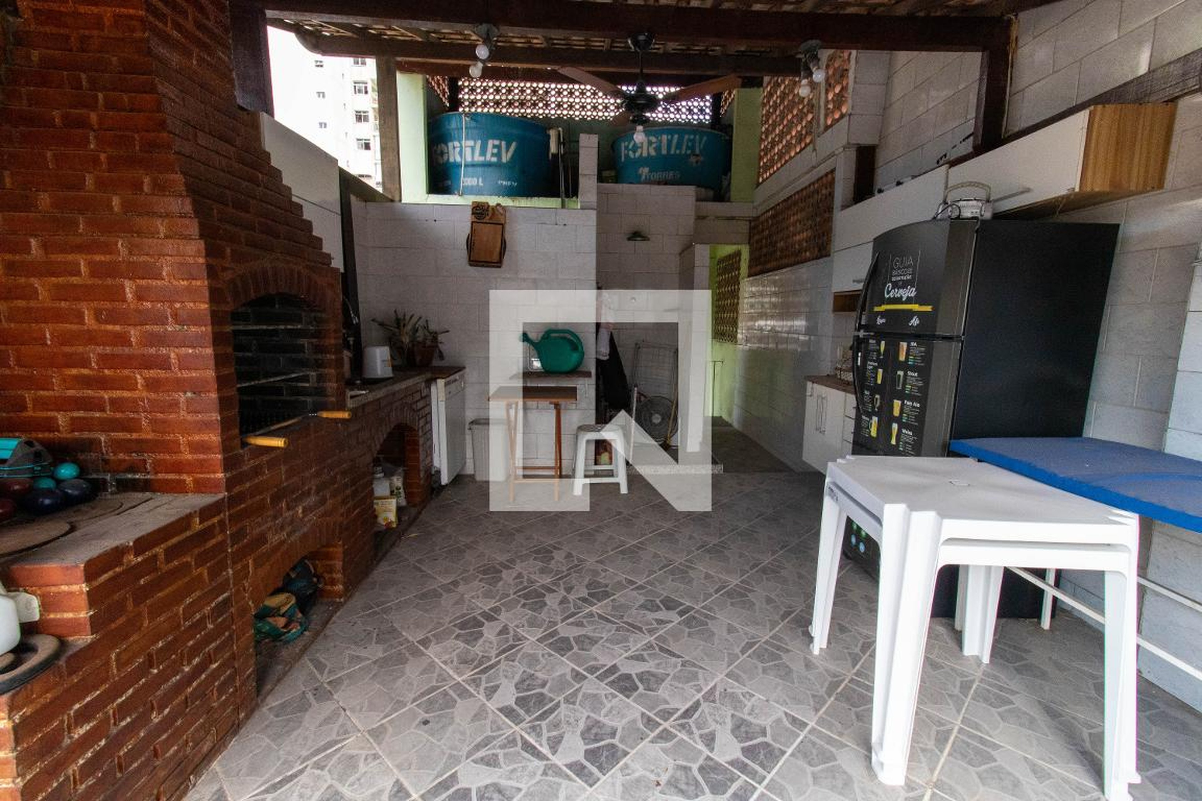 Churrasqueira Condomínio em Rua Doutor Mario Vianna, 346