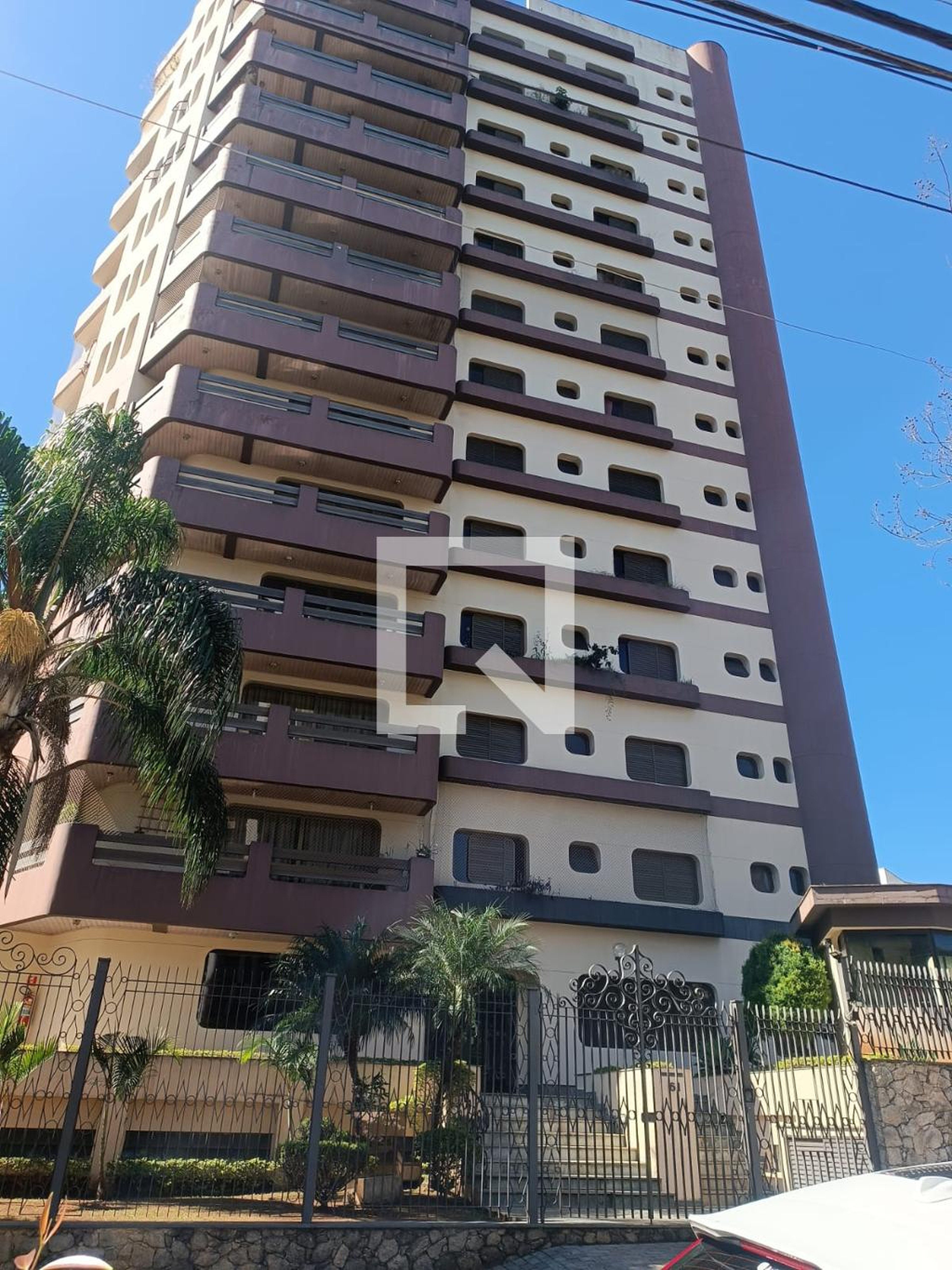 Fachada Condomínio Mediterranee