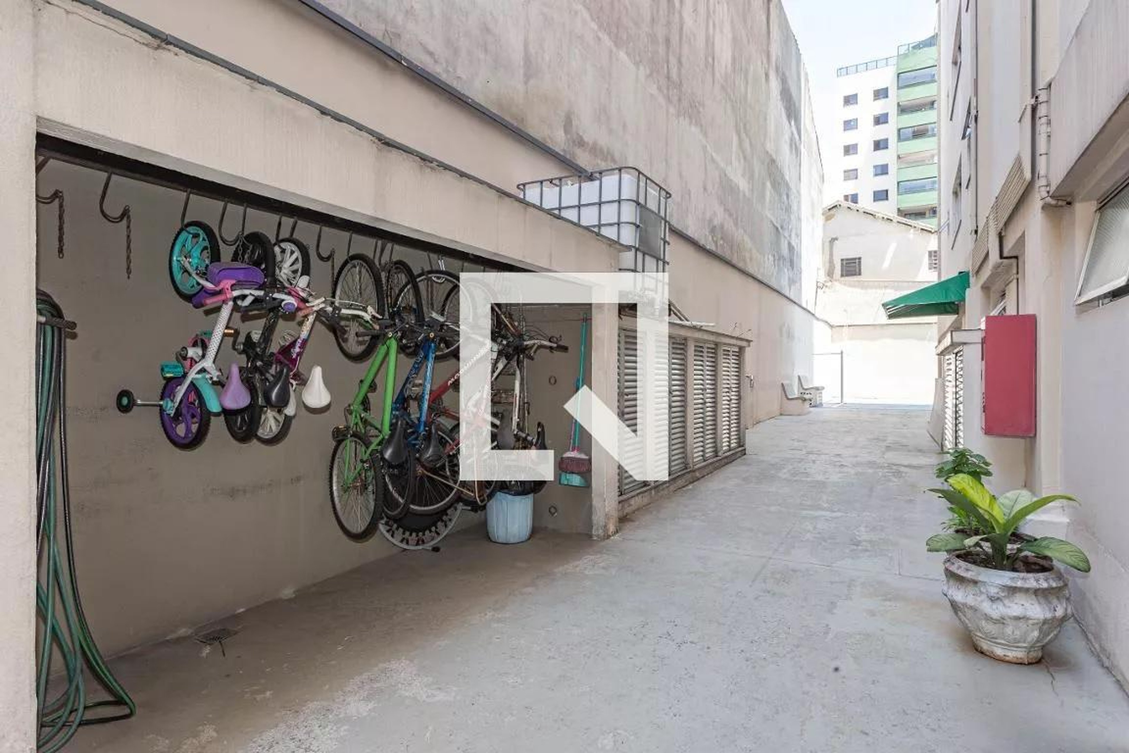 Bicicletario - Edifício Timone