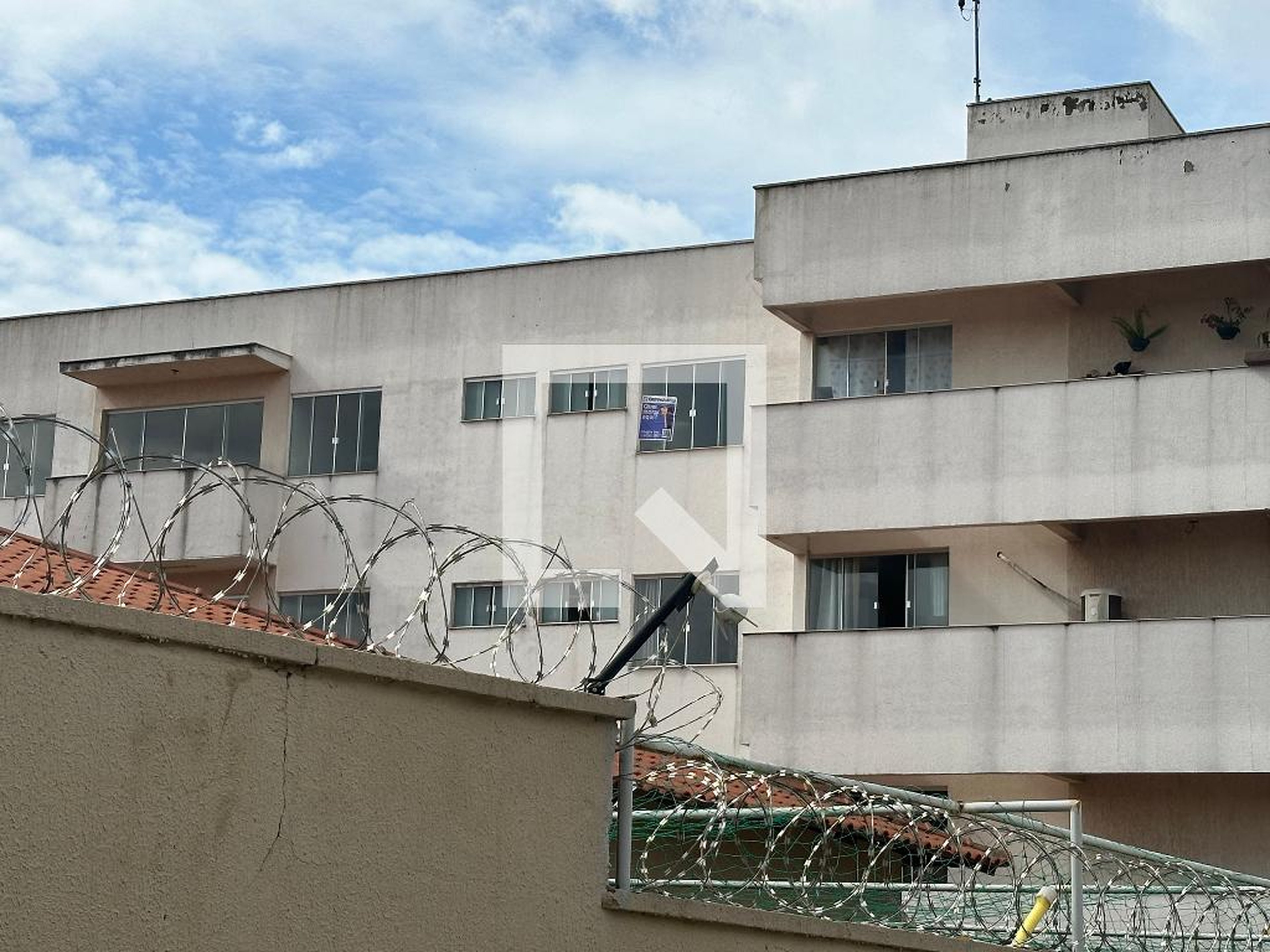 Fachada Condomínio em Rua Presidente Café Filho, 999