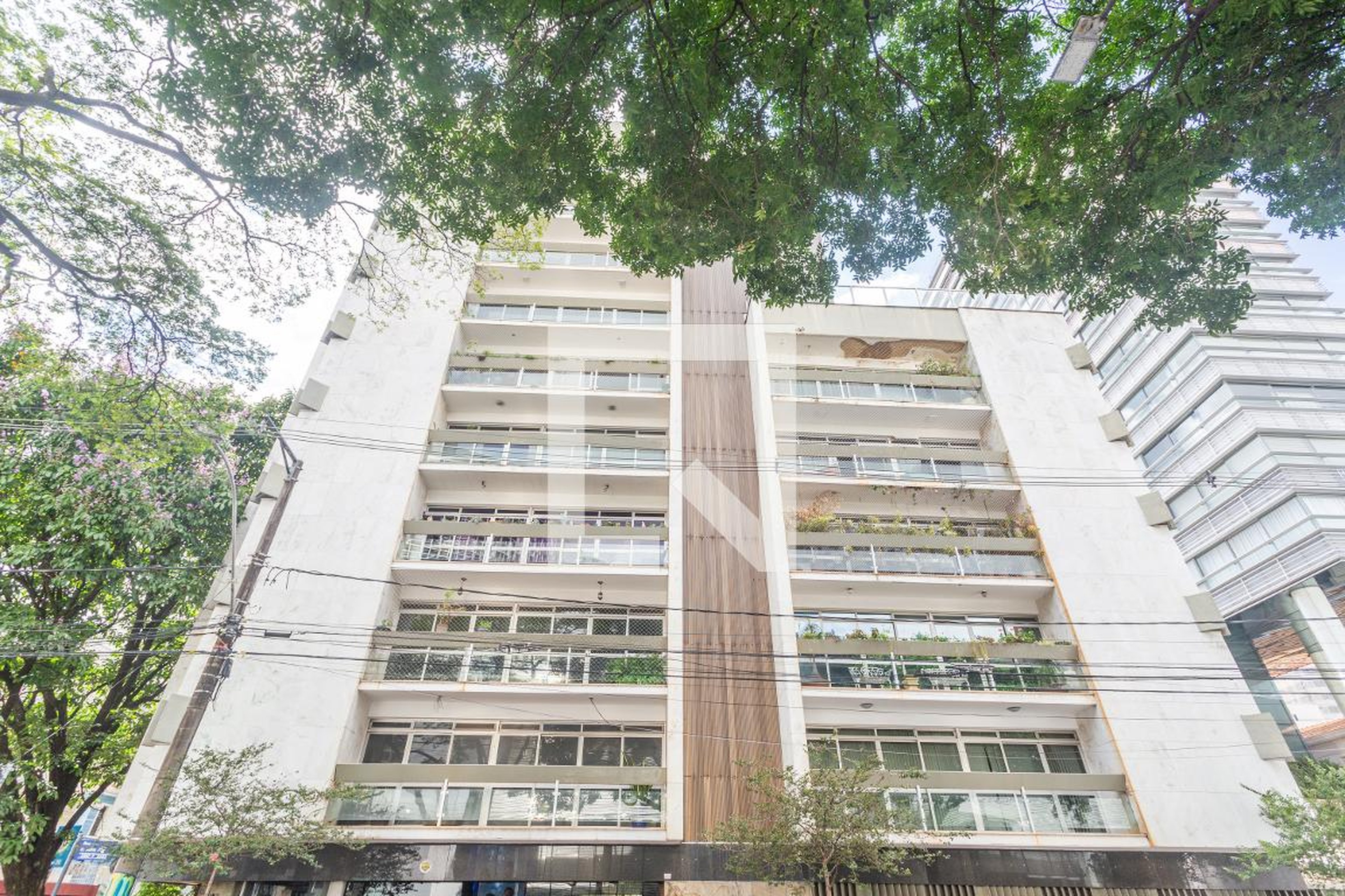 Fachada Condomínio em Rua da Bahia, 2397