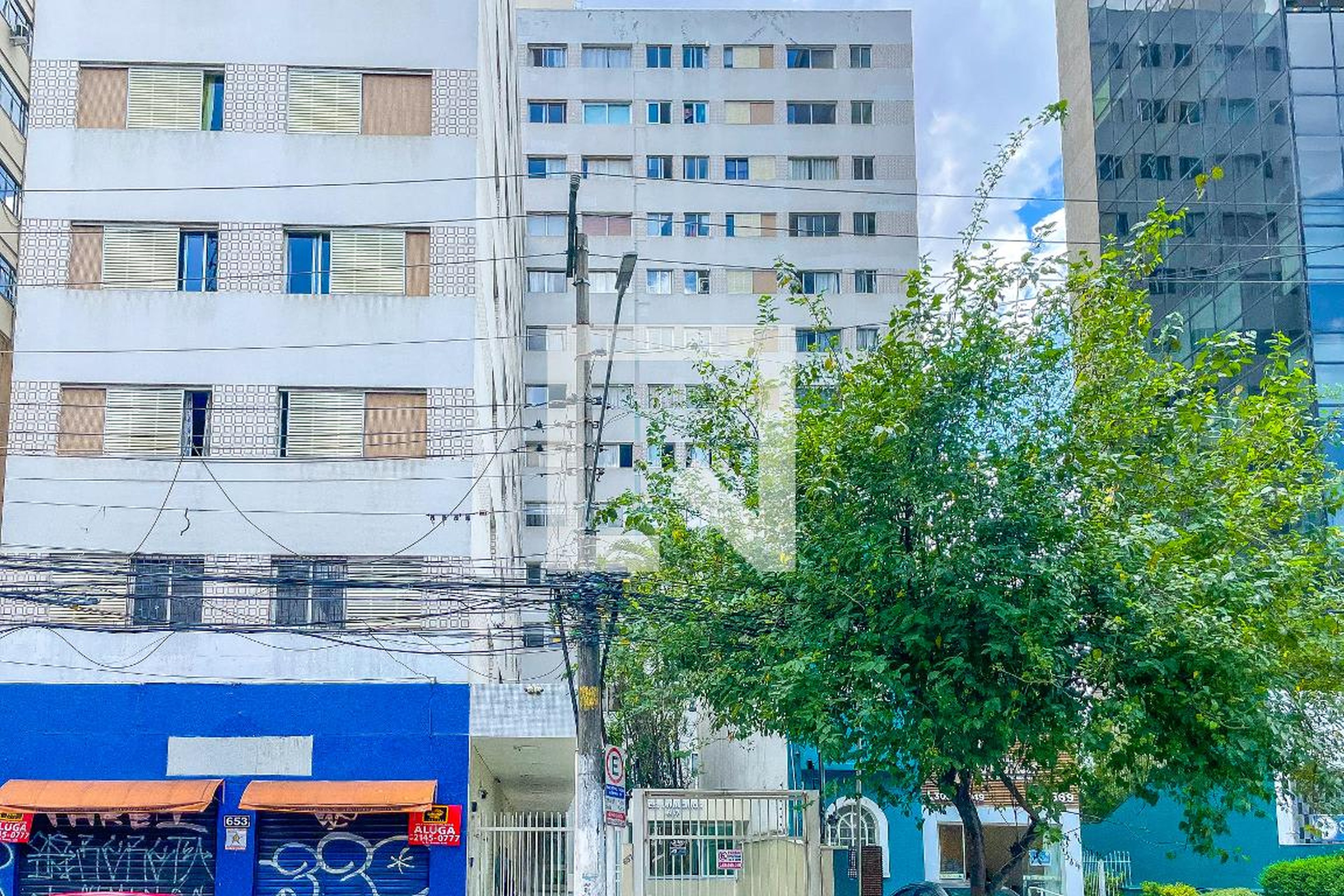 Fachada Condomínio em Avenida Pedroso de Morais, 566