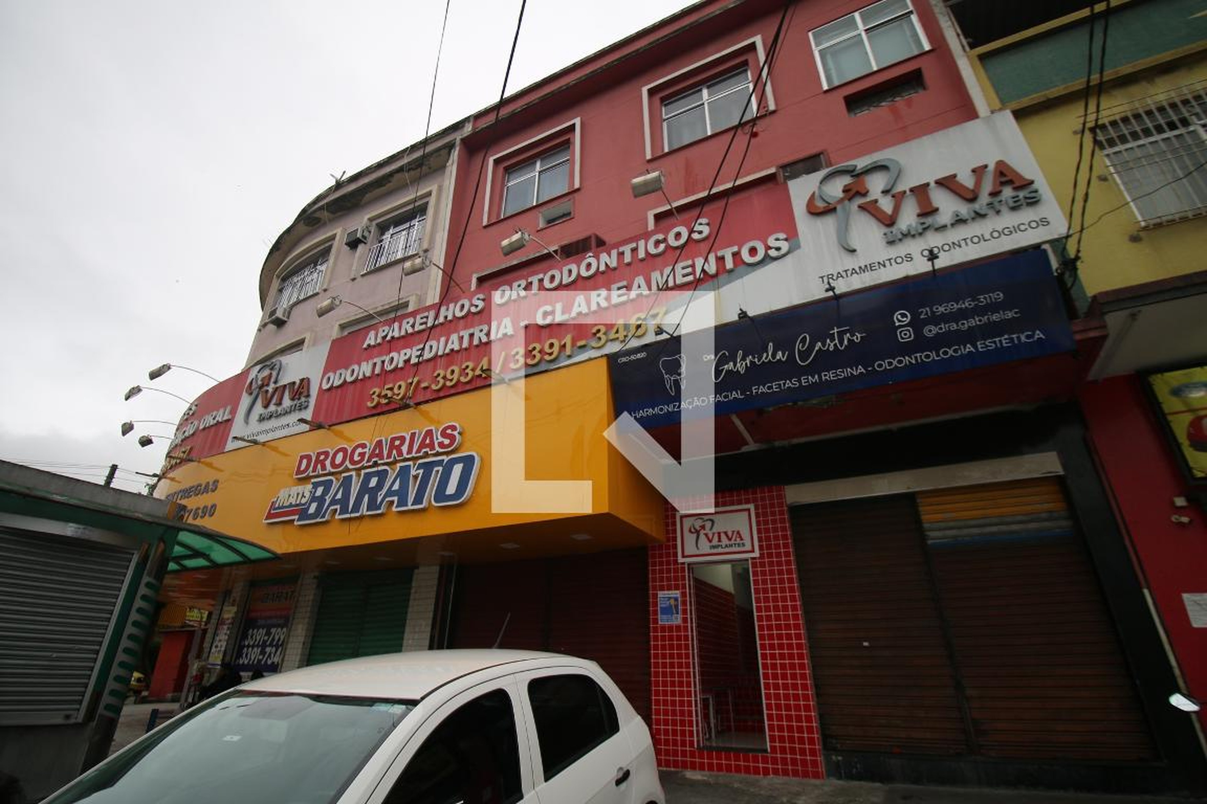 Fachada Condomínio em Avenida Brás de Pina, 2135