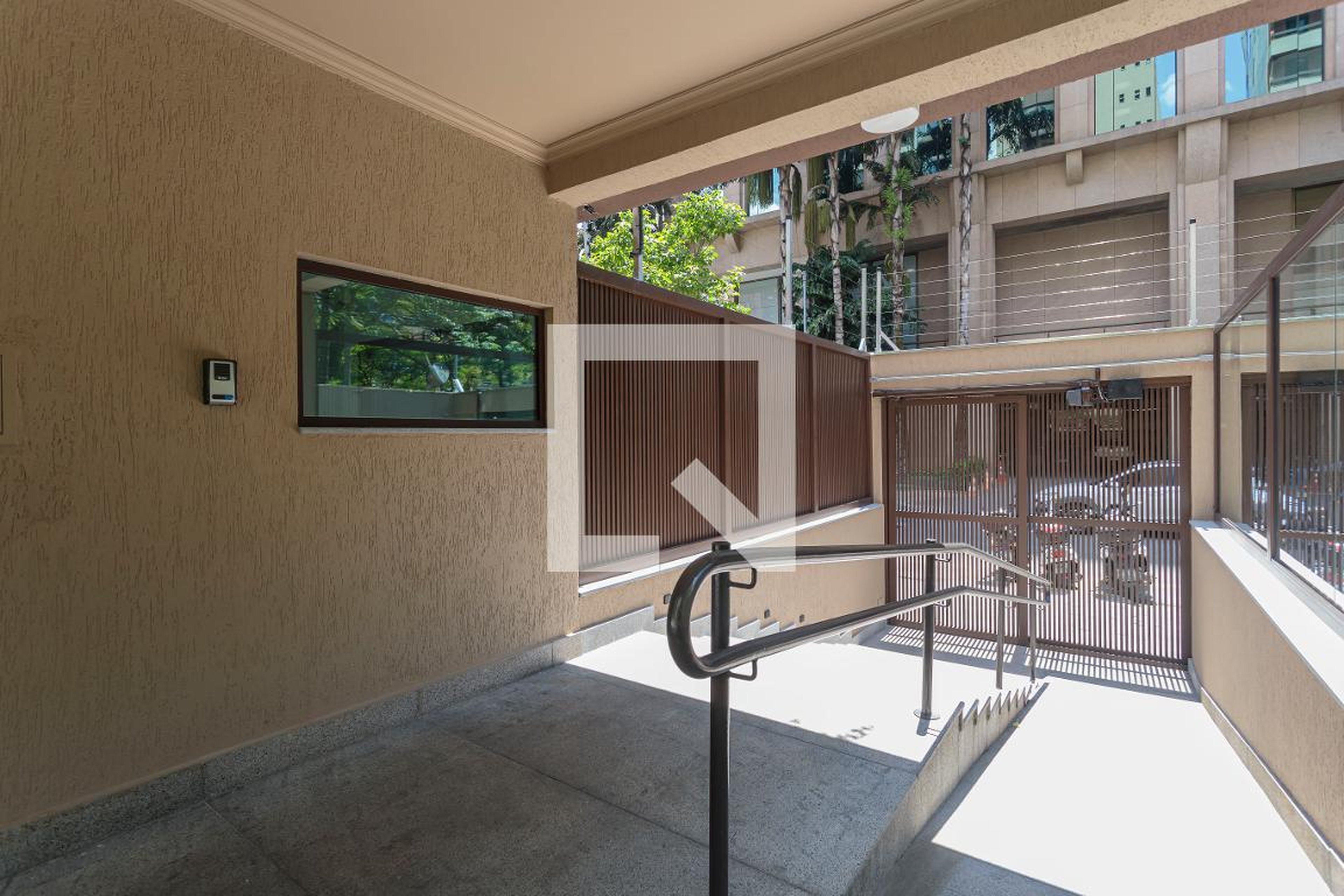 Entrada - Royal Palace