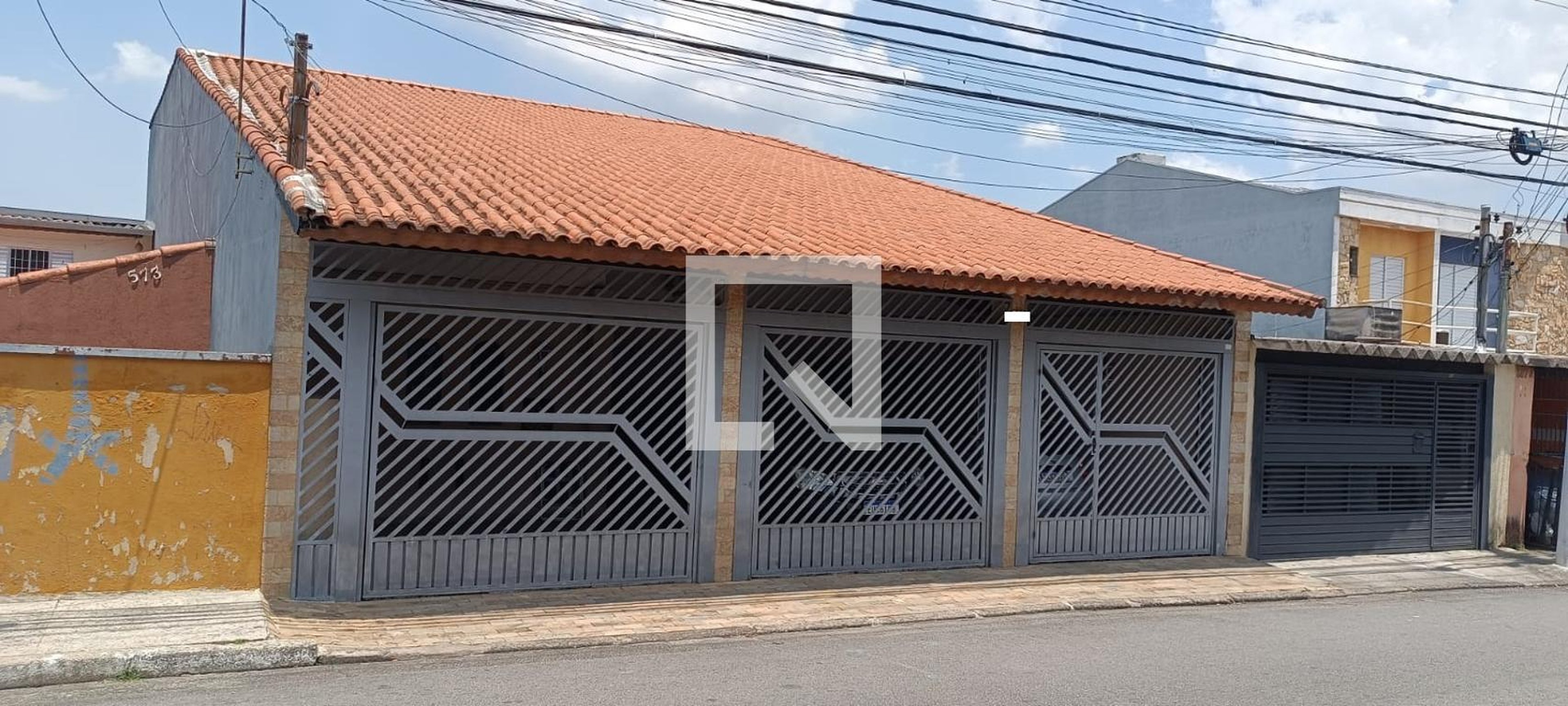 Fachada Condomínio em Rua Pascoal Ranieri Mazzilli, 579