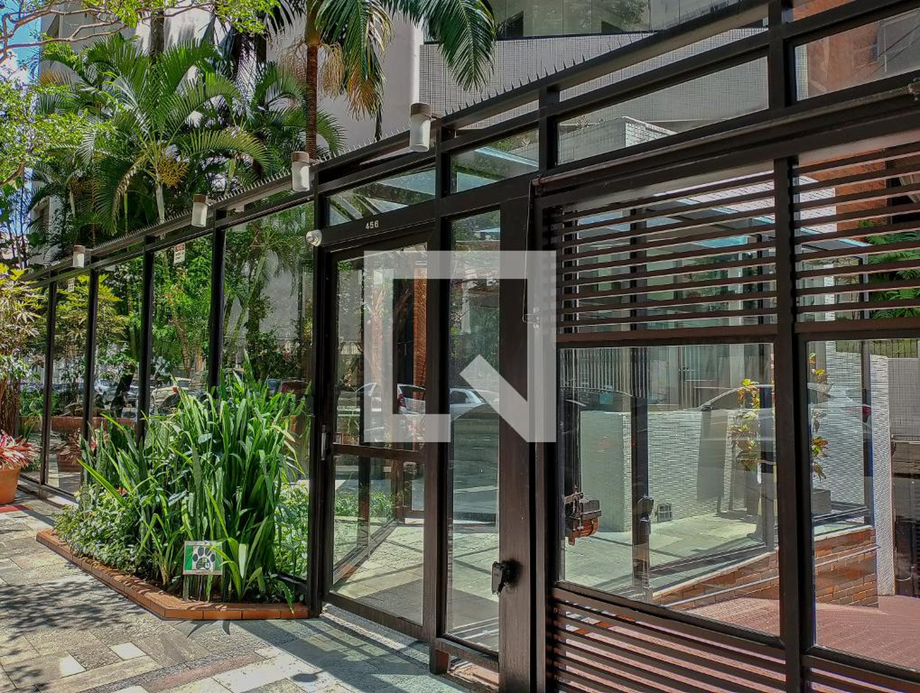 Fachada Edifício Adina