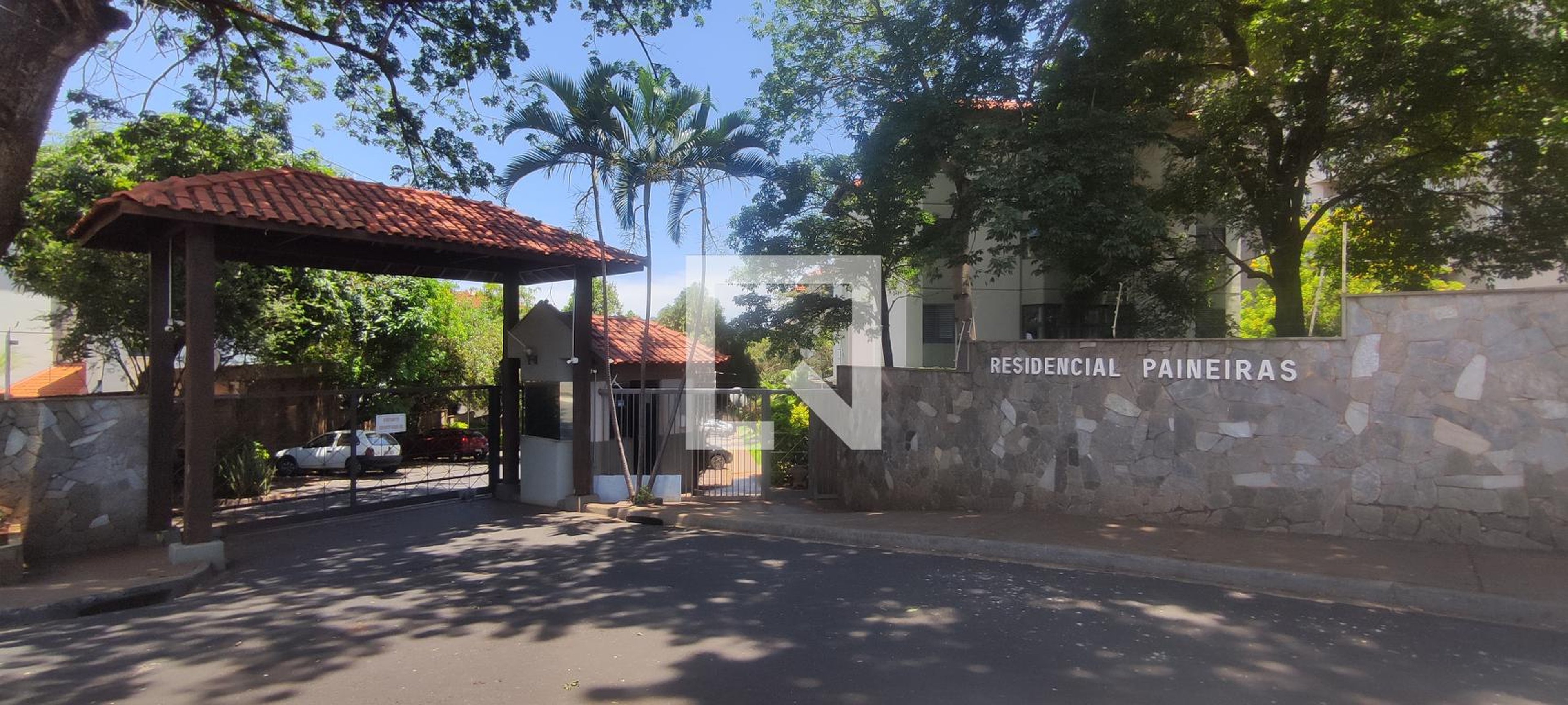 Fachada Condomínio Paineiras