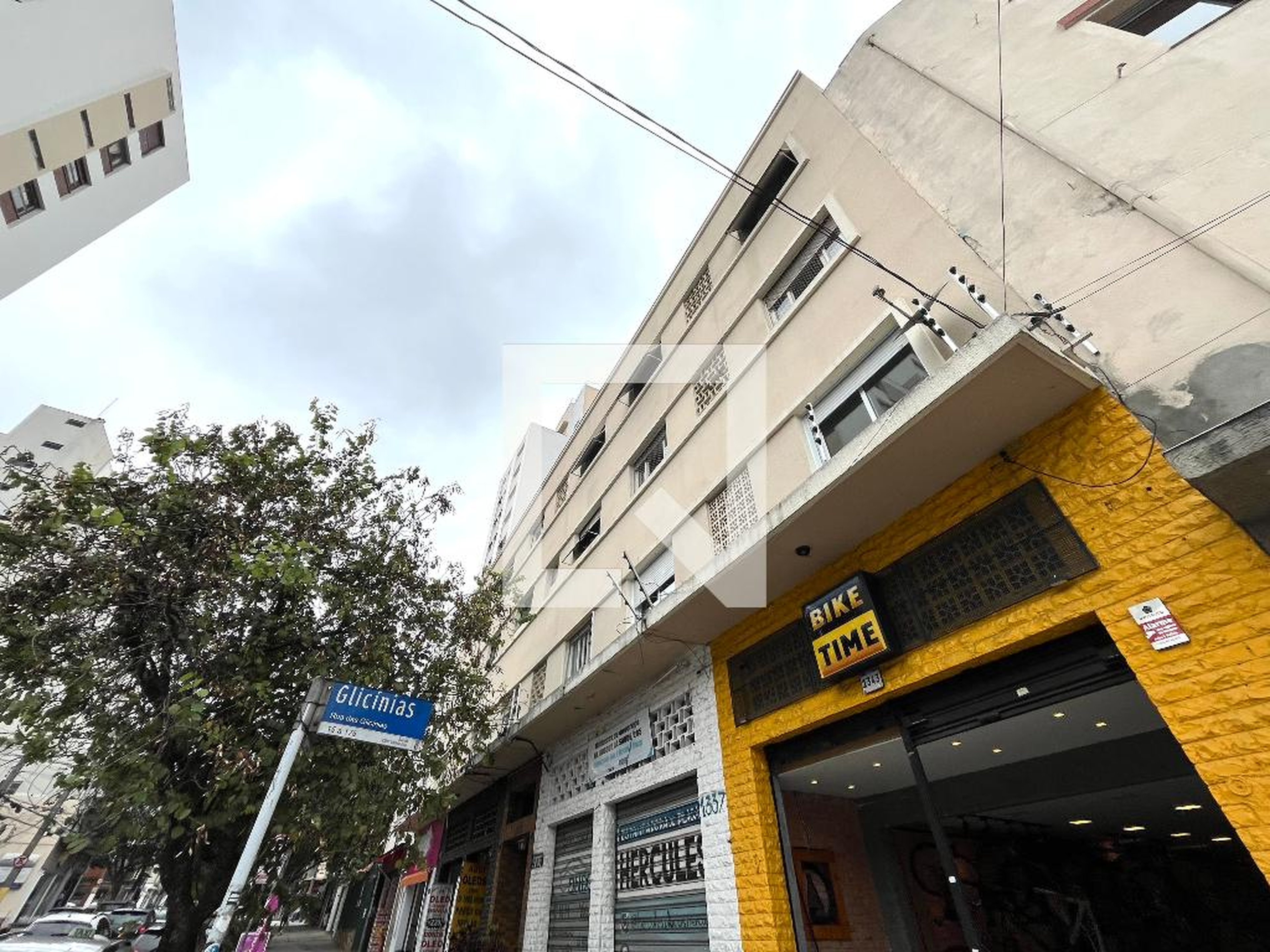 Fachada Condomínio Helenice