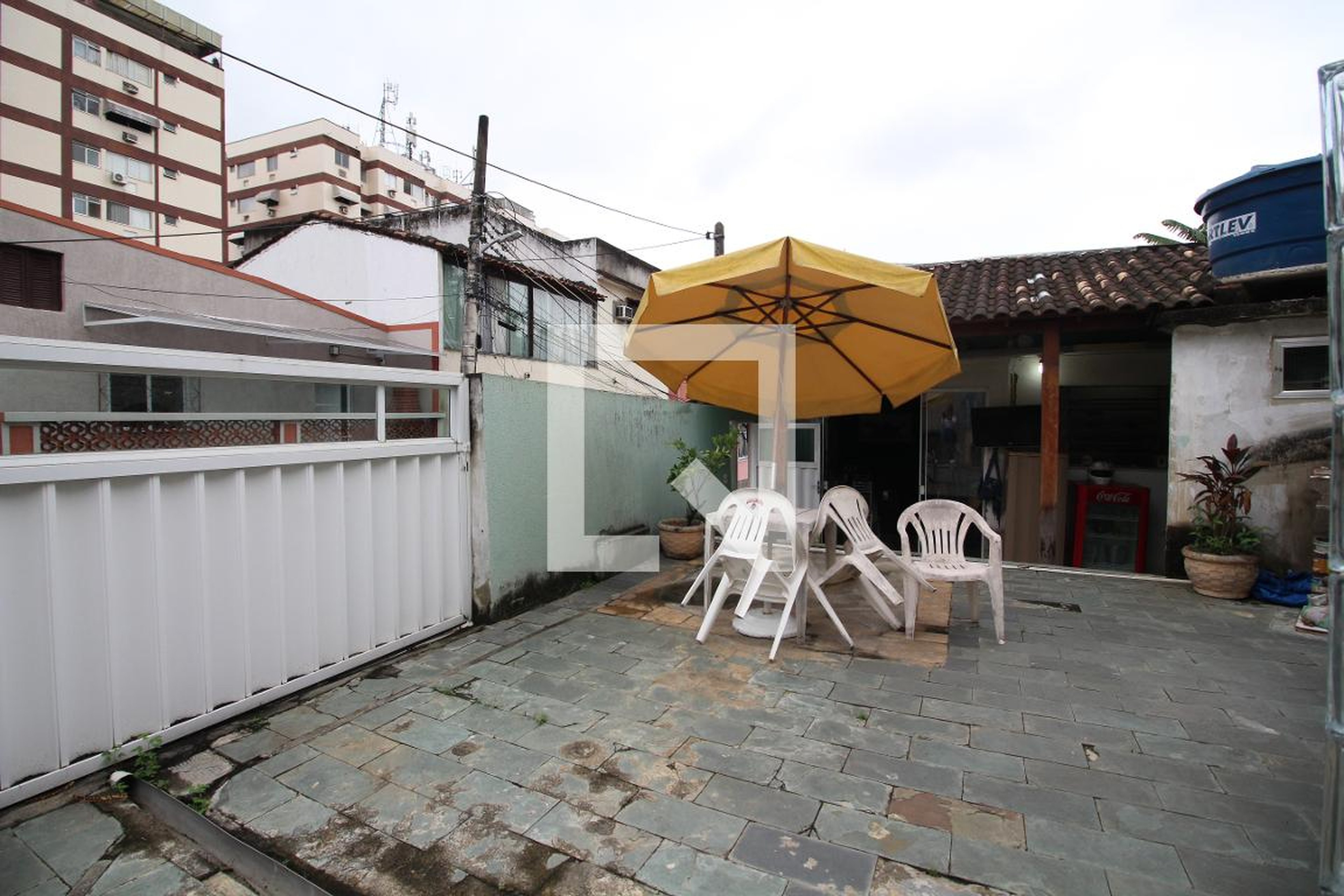 Área Externa - Três Rios