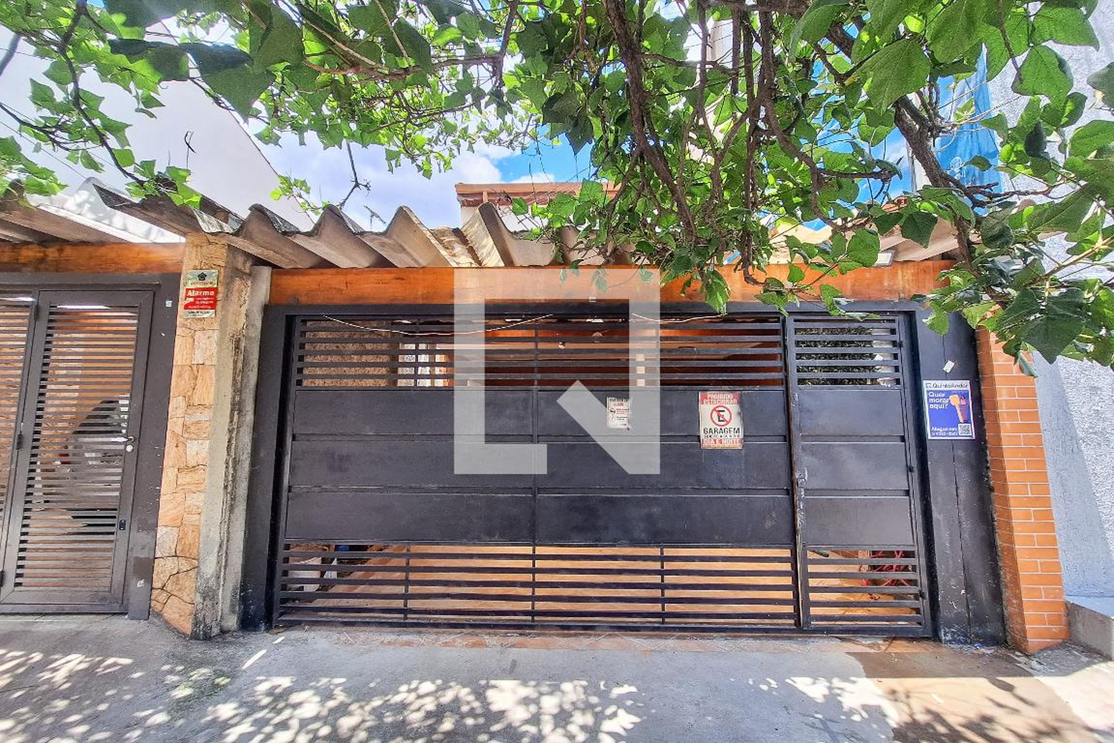 Fachada Condomínio em Rua Lord Cockrane, 1134