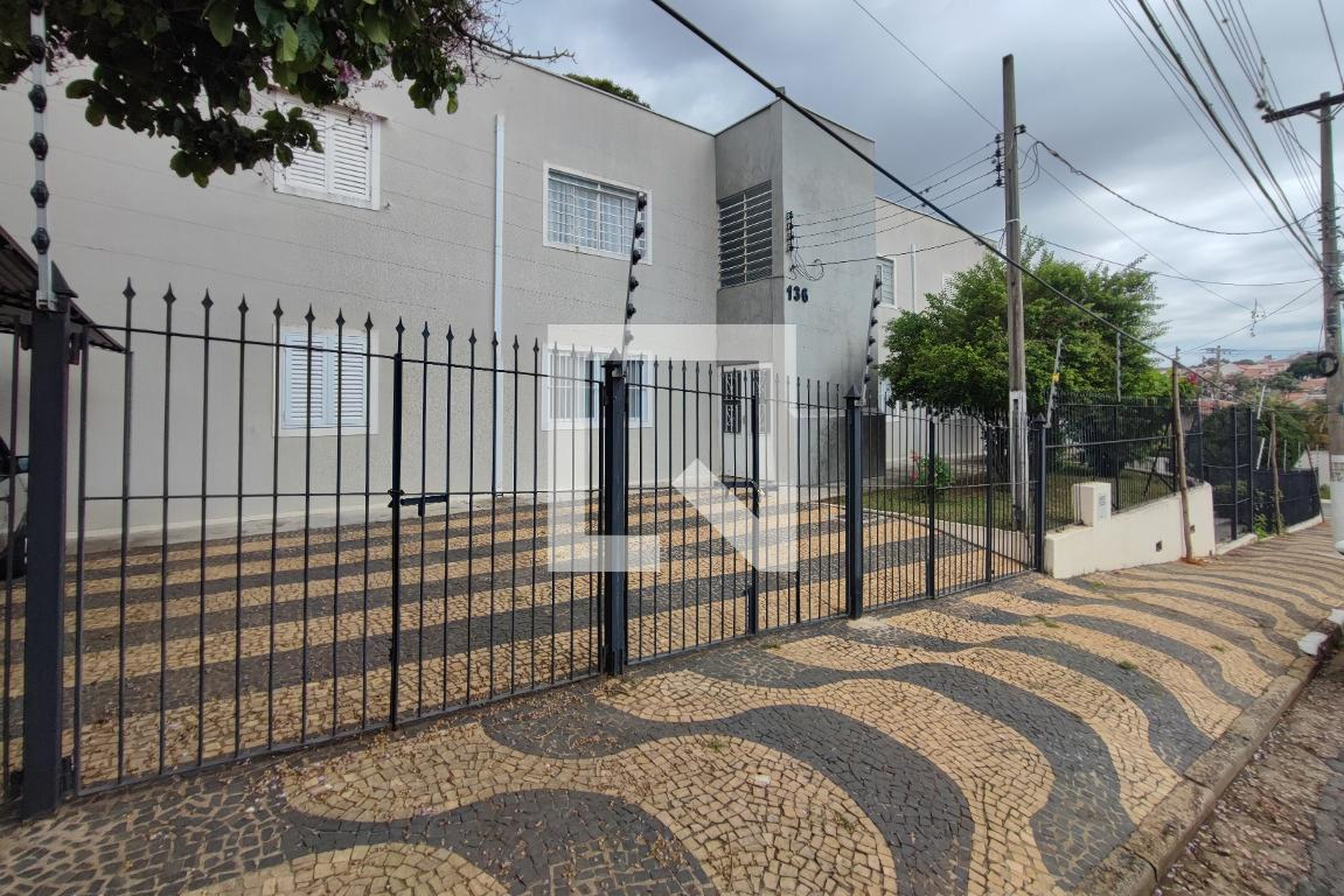 Fachada do Condomínio Condomínio baronesa