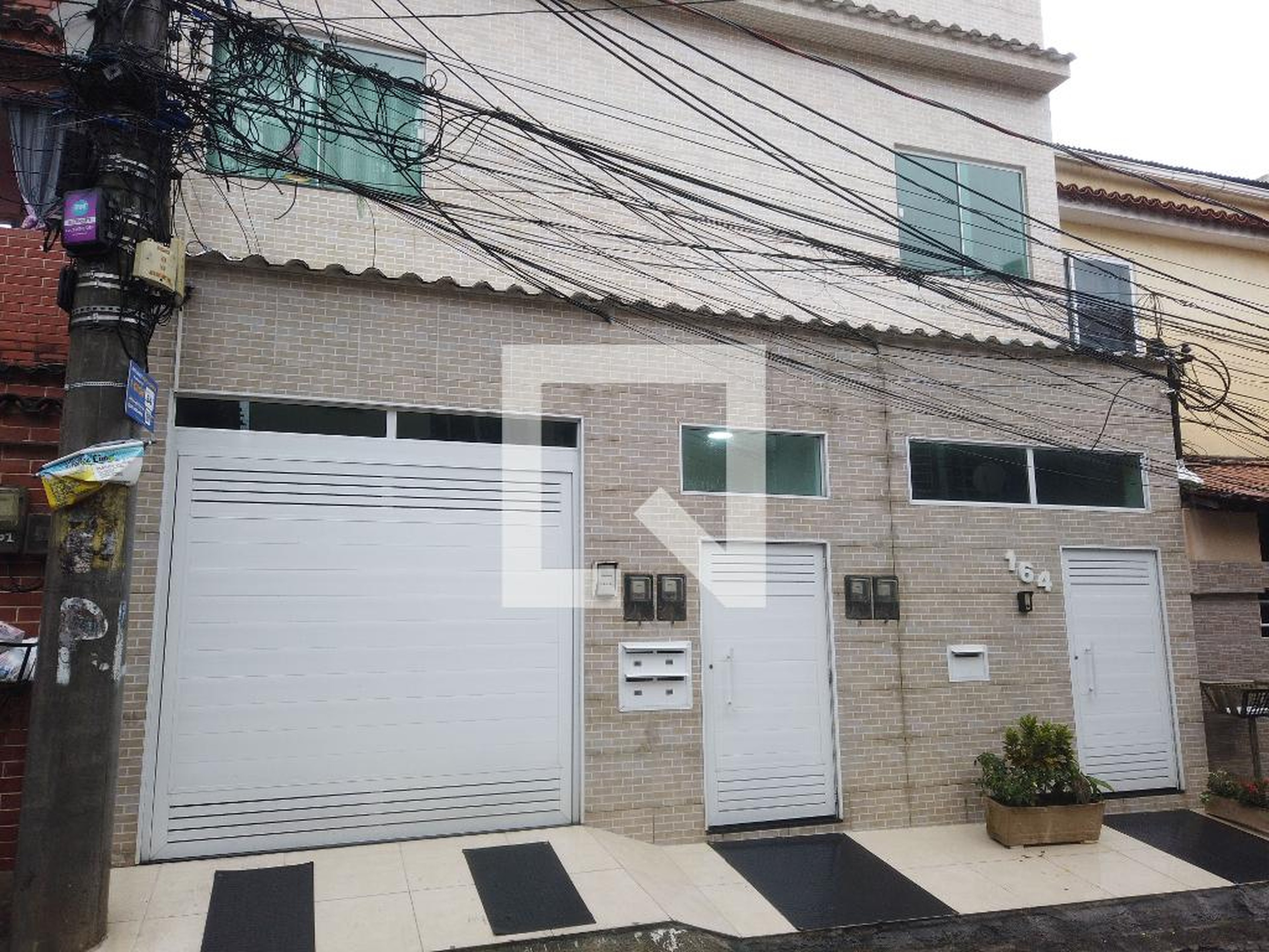 Fachada Condomínio em R. Tesourinha, 164