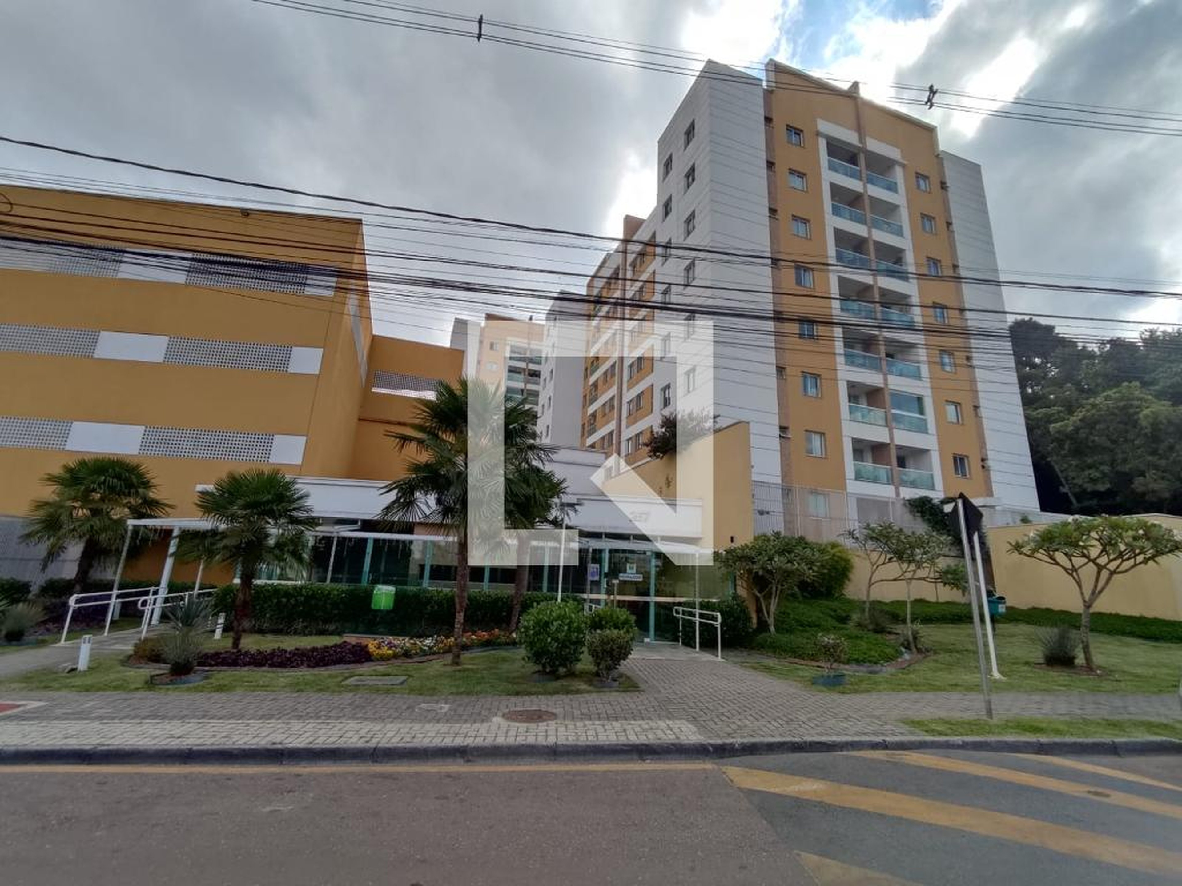 Fachada do condomínio Condomínio Le Parc