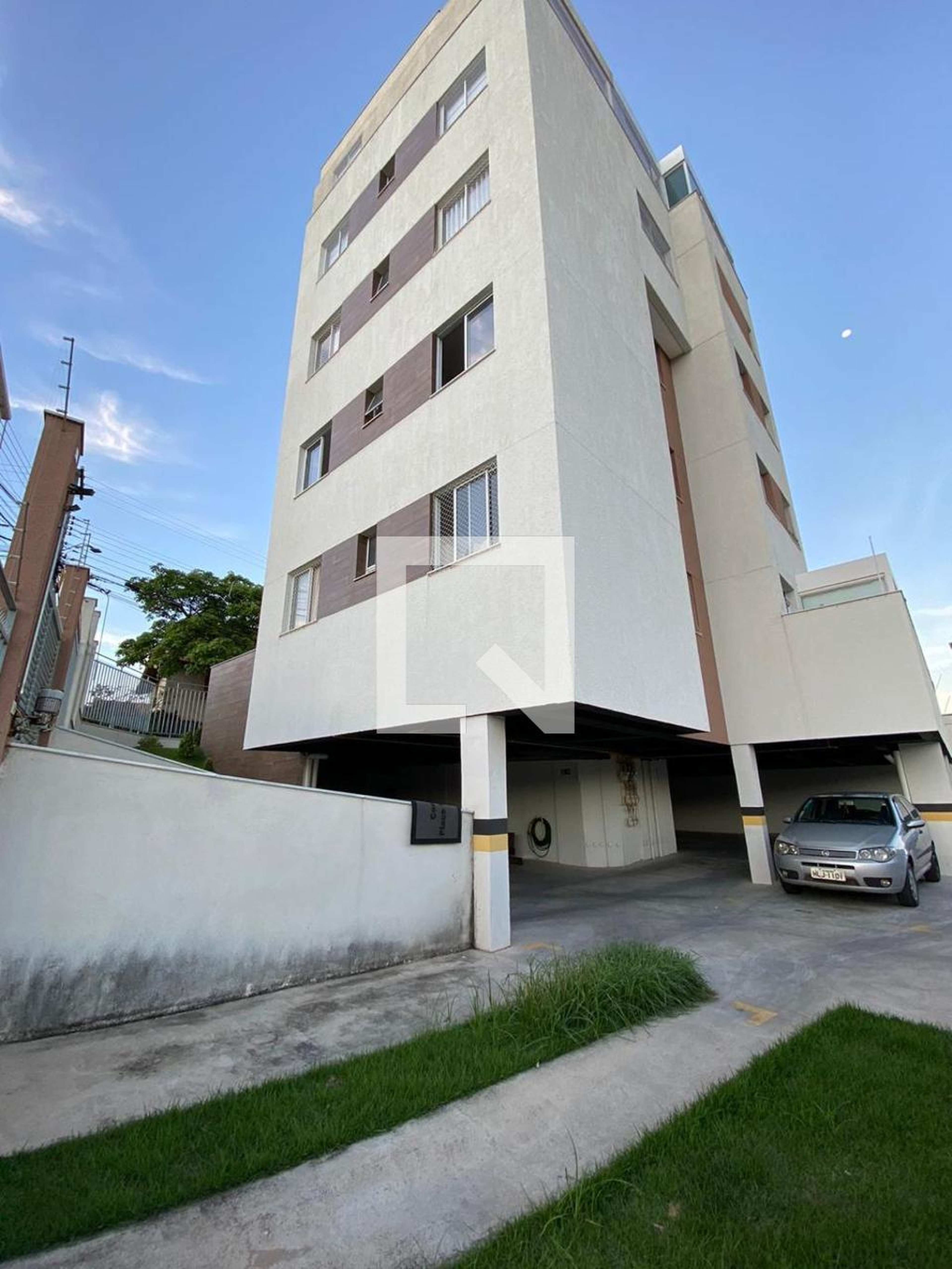 Fachada Condomínio em Rua Taquari, 223