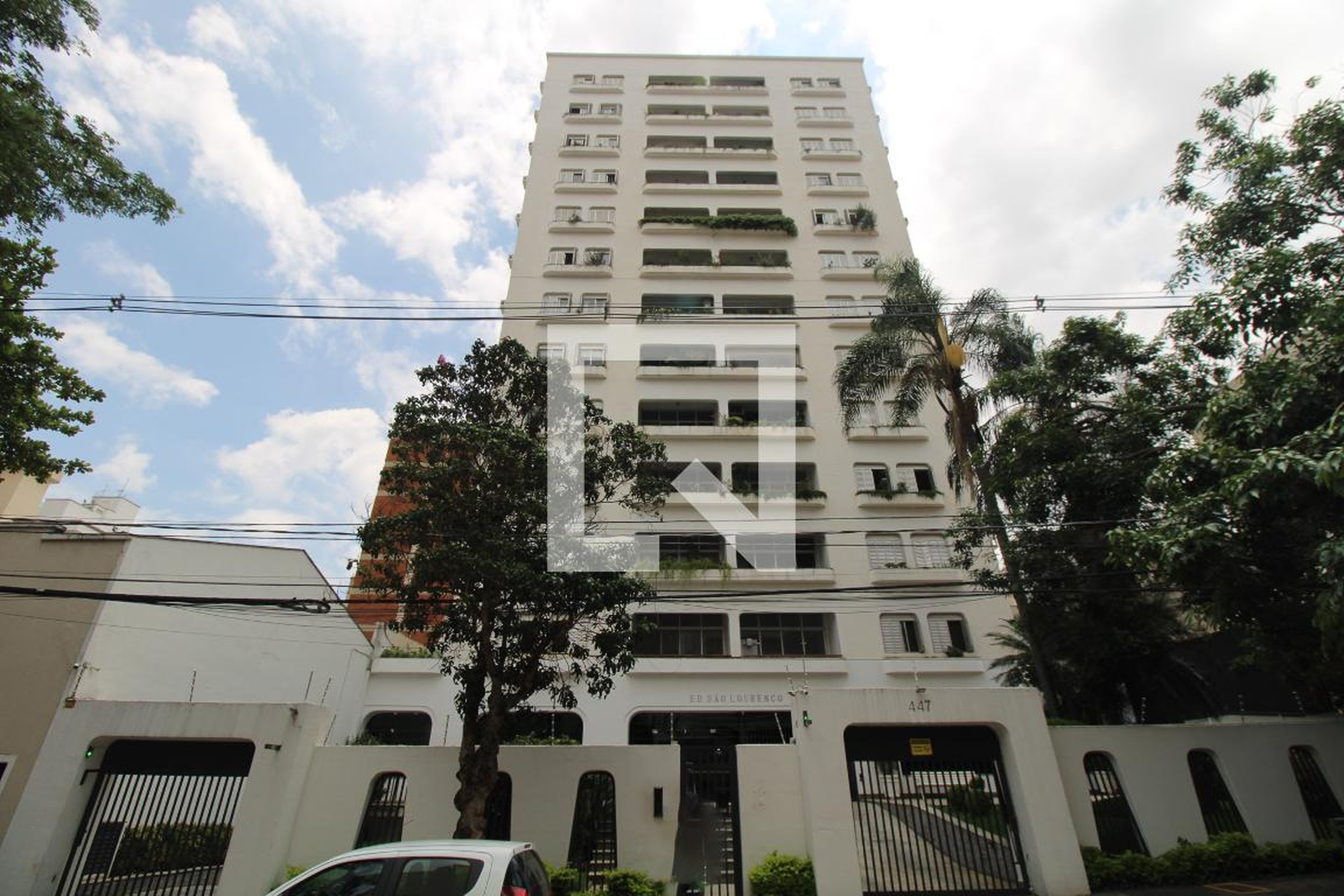 Fachada Condomínio em Rua Santa Cruz, 447