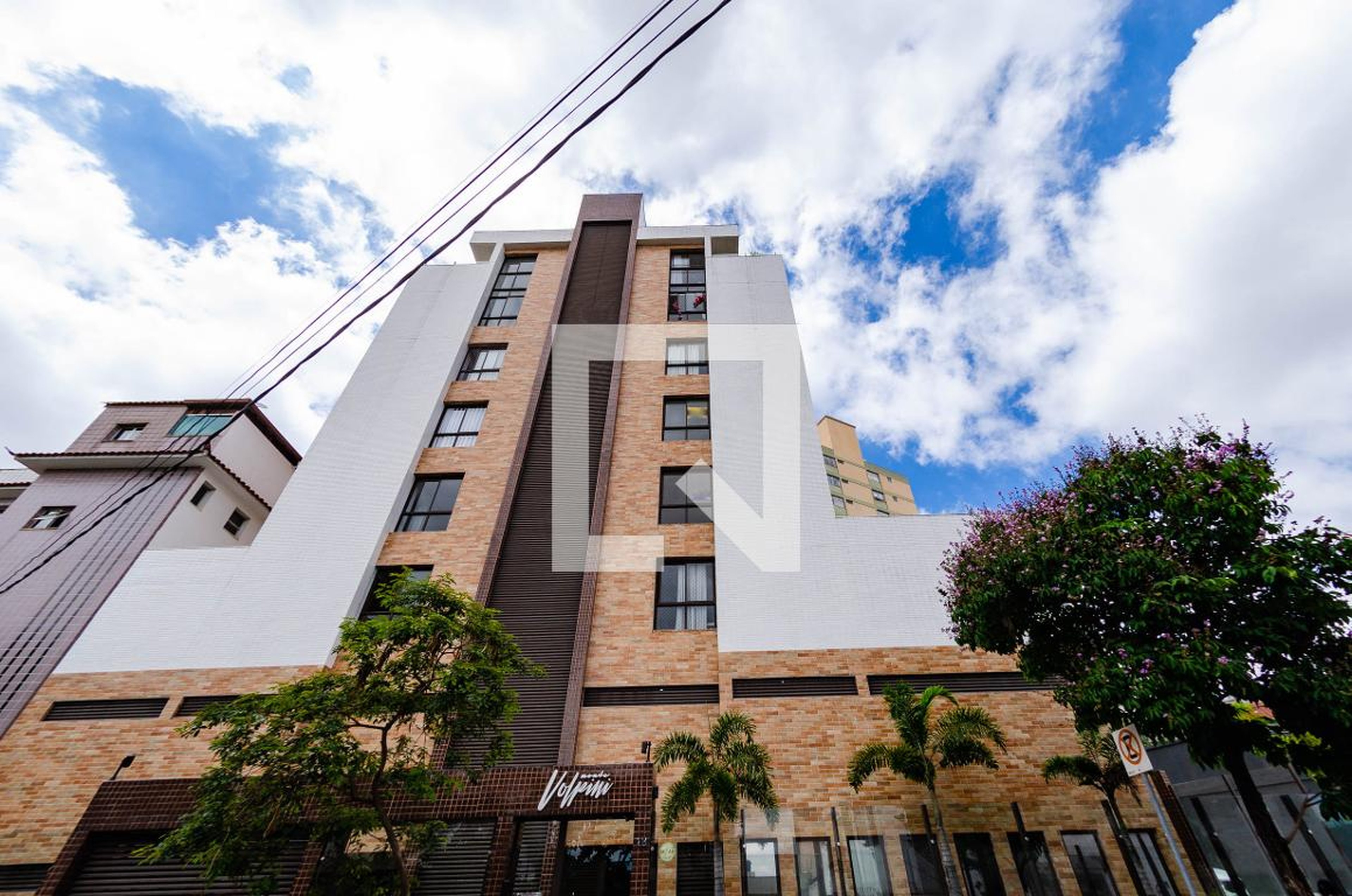 Fachada Condomínio em Rua Ludgéro Dolabela, 18