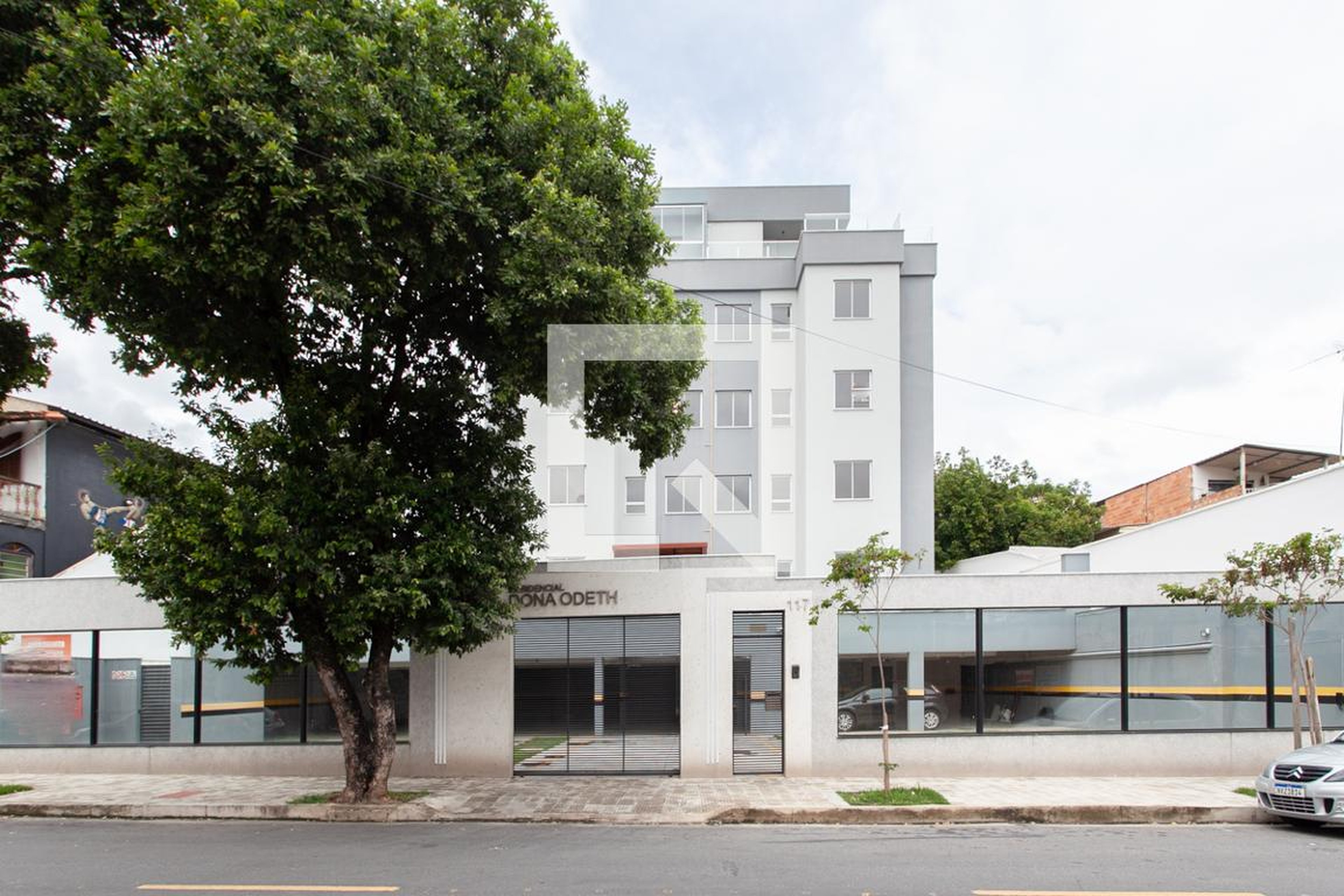 Fachada Residencial Dona Odeth