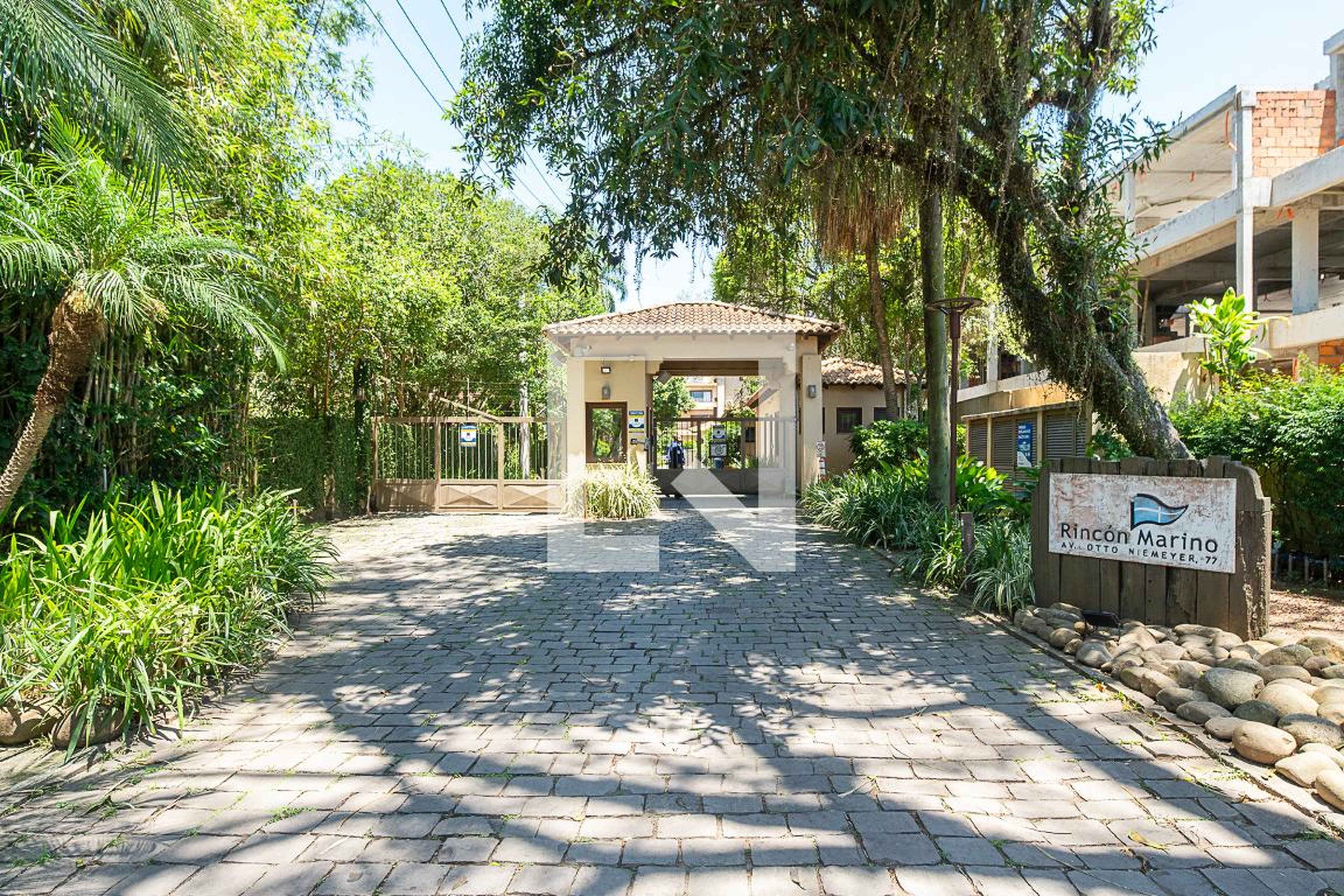 Fachada Condomínio em Avenida Otto Niemeyer, 77