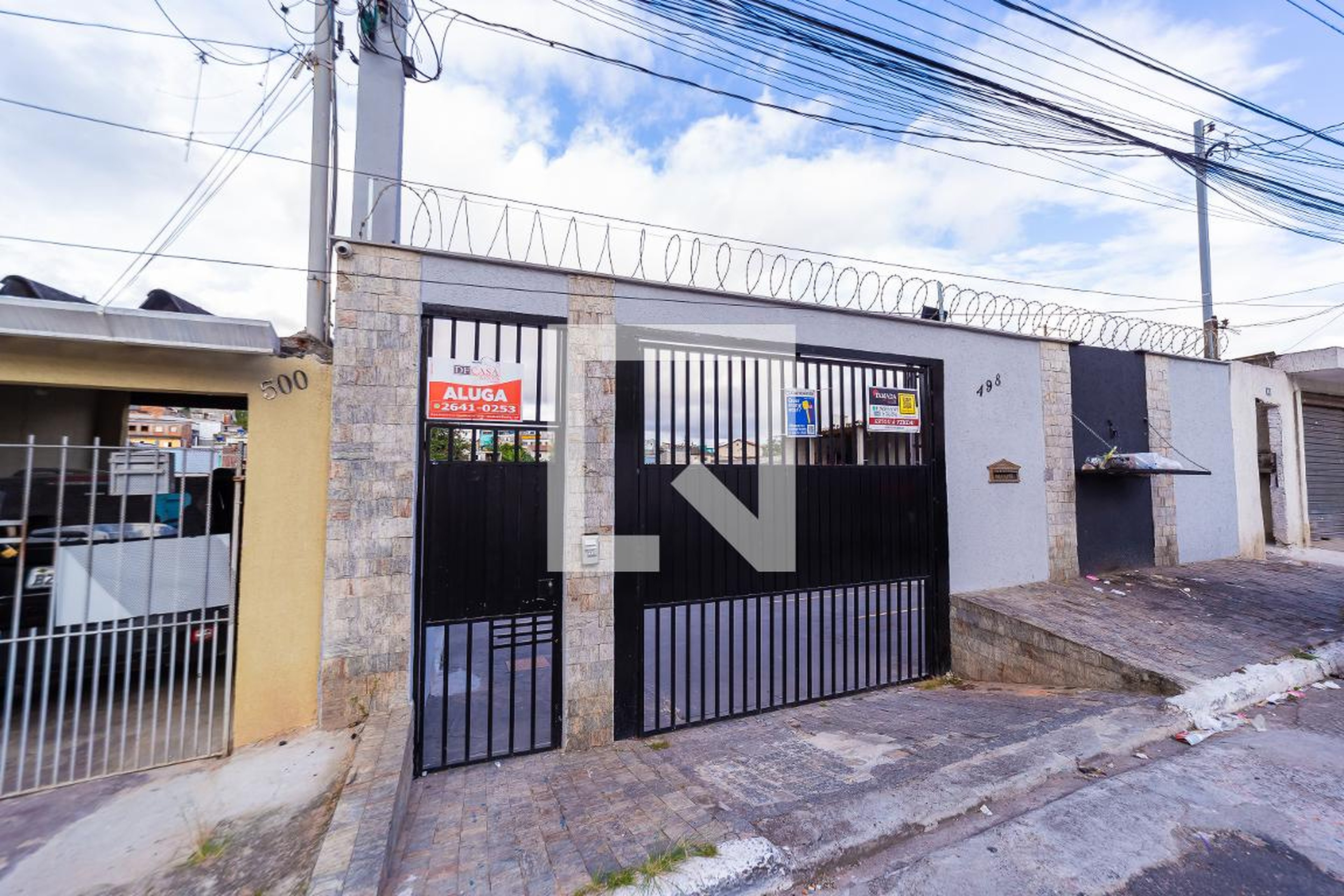 Fachada Condomínio em Rua Raimundo Mattiuzzo, 498