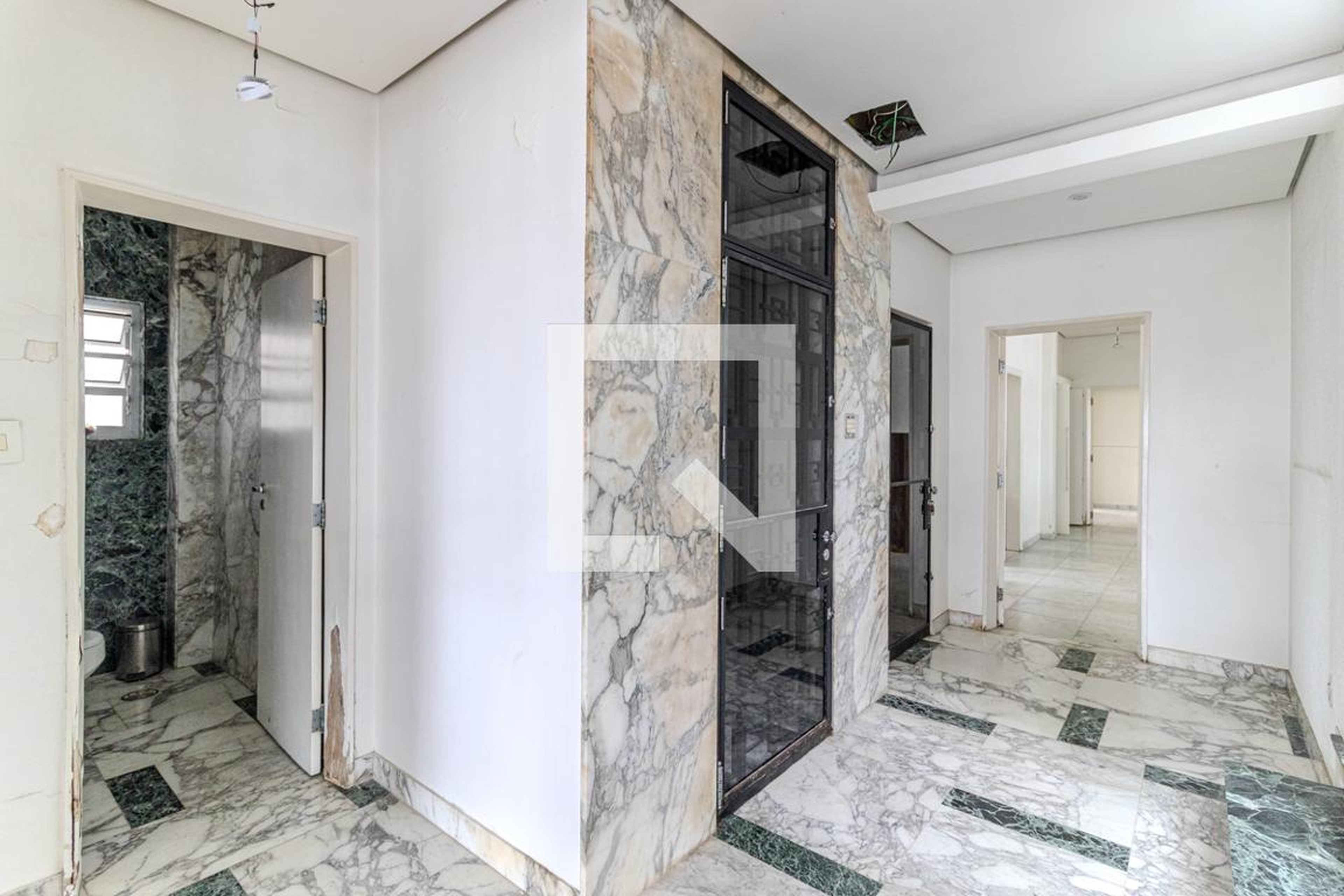 Hall de Entrada - Edifício Soberano