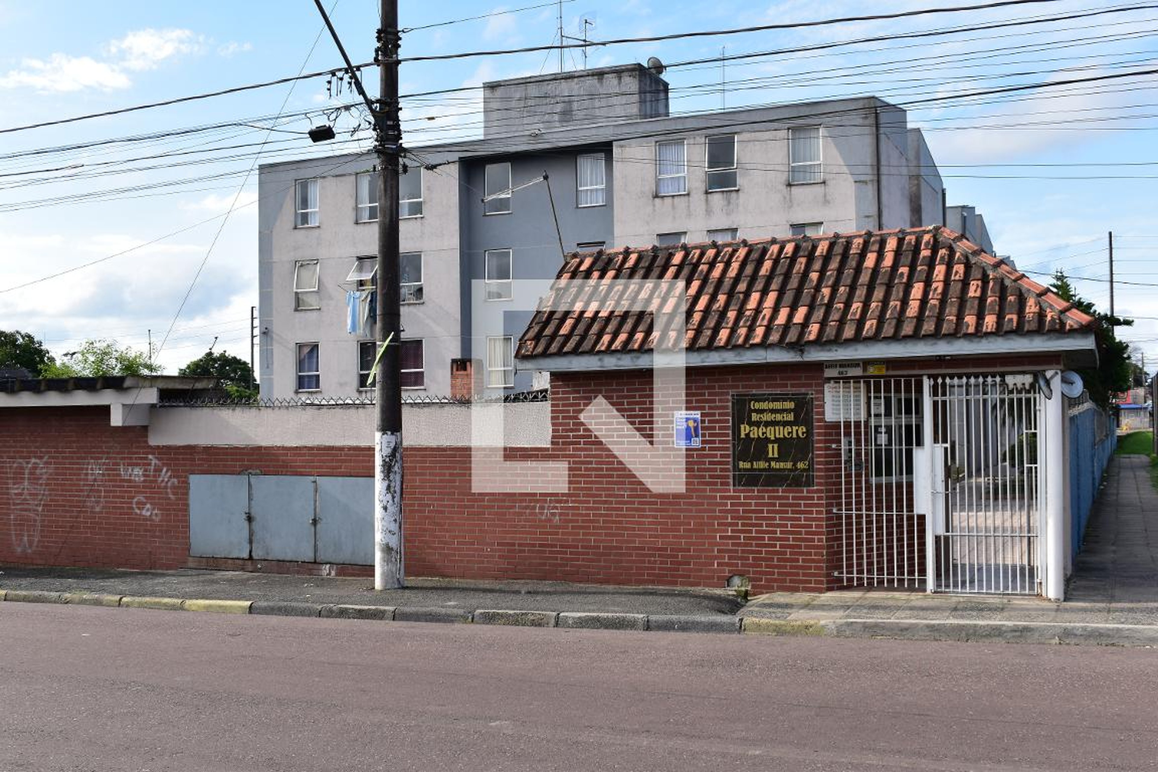 Fachada do condomínio Condomínio em Rua Olga de Araújo Espíndola, 1350
