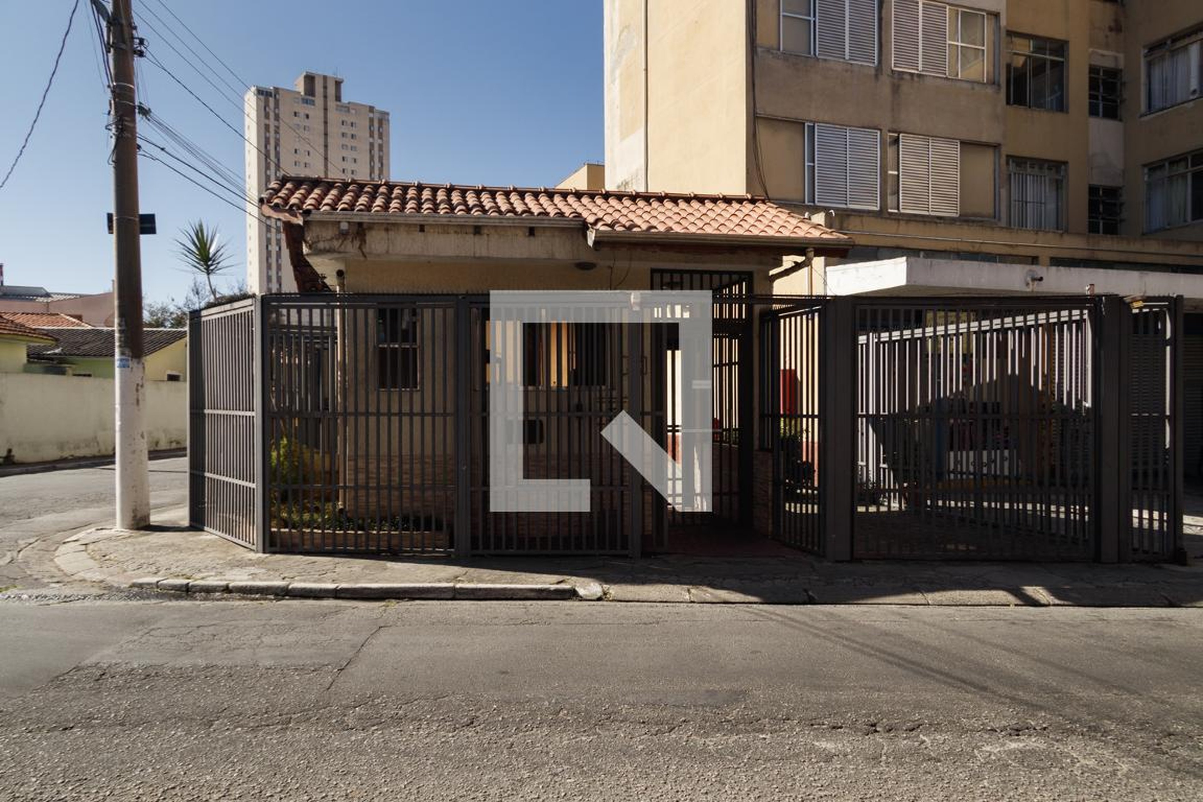 Fachada Condomínio em Rua Doutor Nicolino Morena, 12