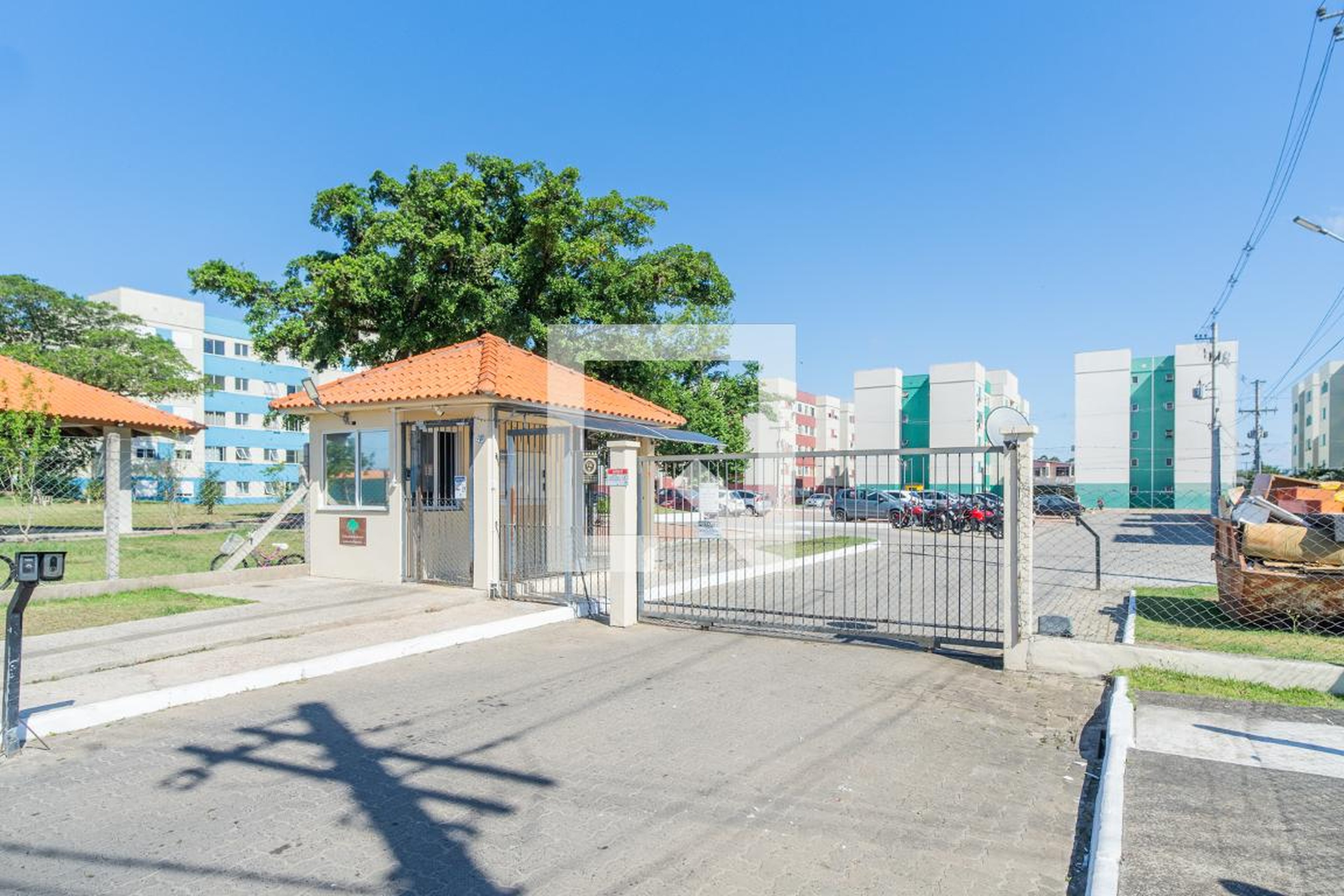 Fachada Condomínio em Avenida Juca Batista, 6840