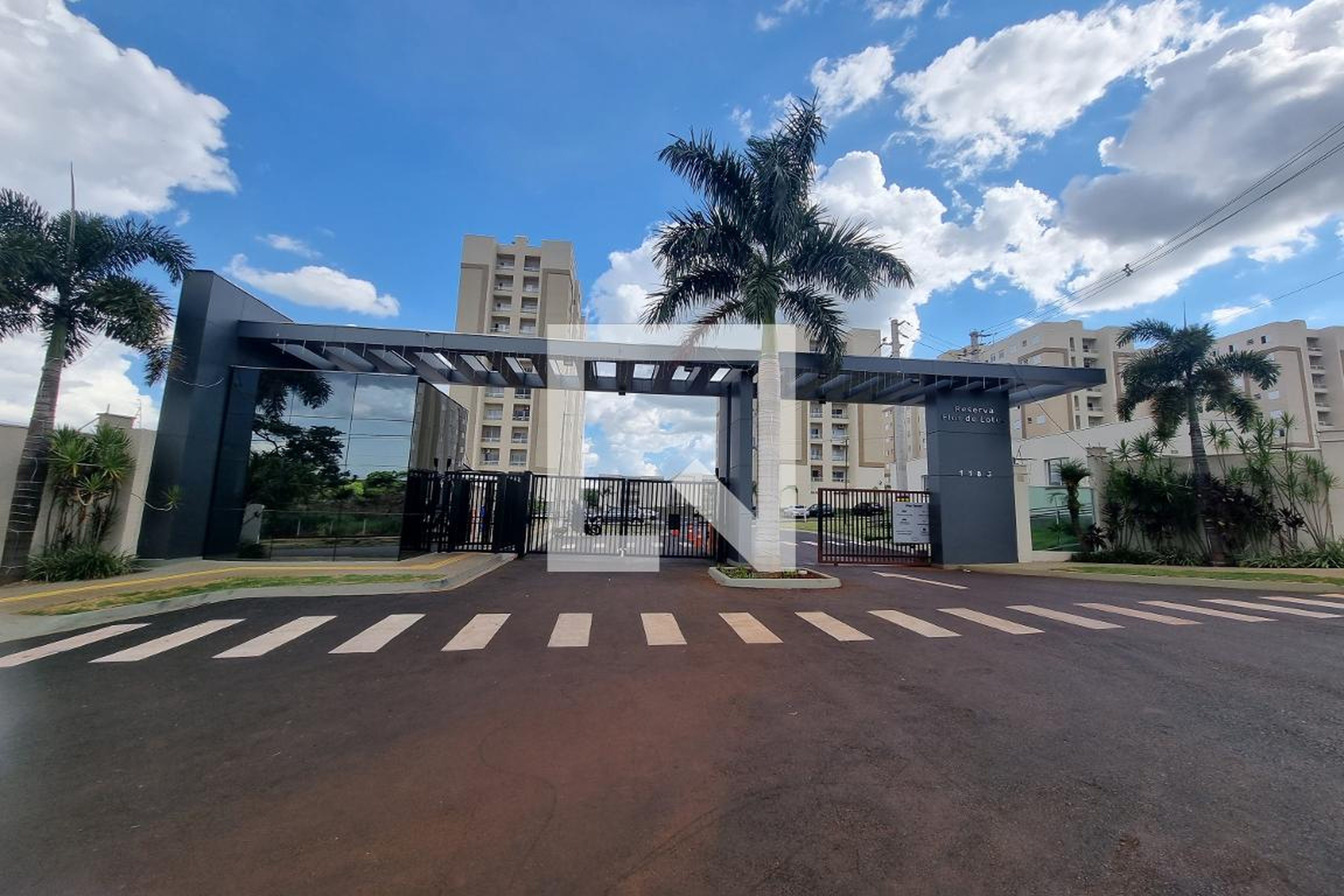 Fachada Condomínio Flor de Lotus