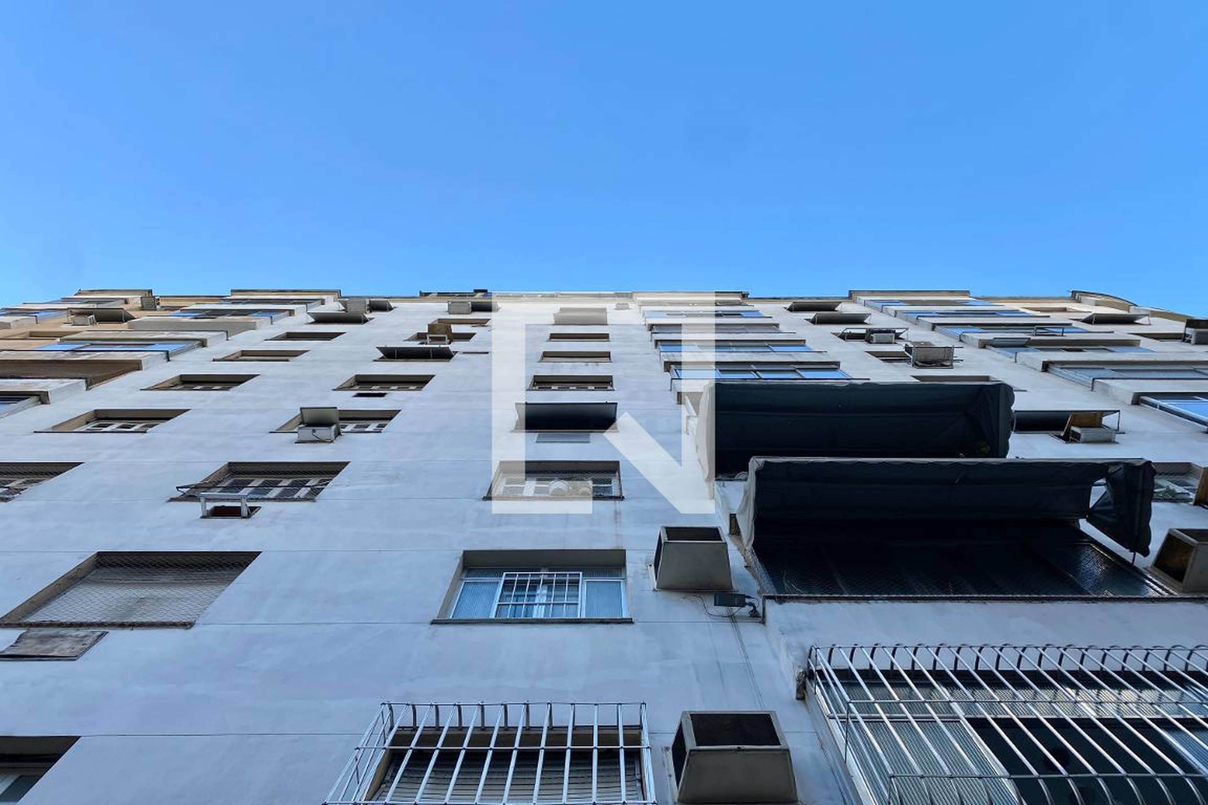 Fachada Condomínio em Rua Tadeu Kosciusco, 22