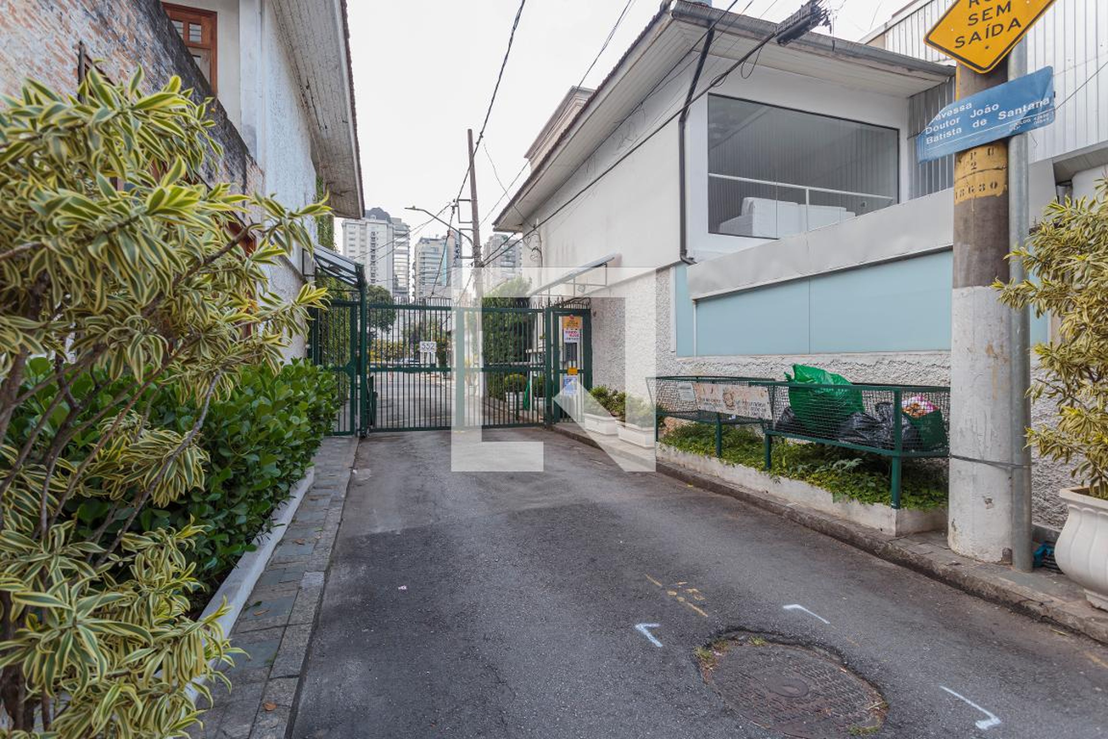 Fachada Condomínio em Travessa Doutor João Batista de Santana, 552