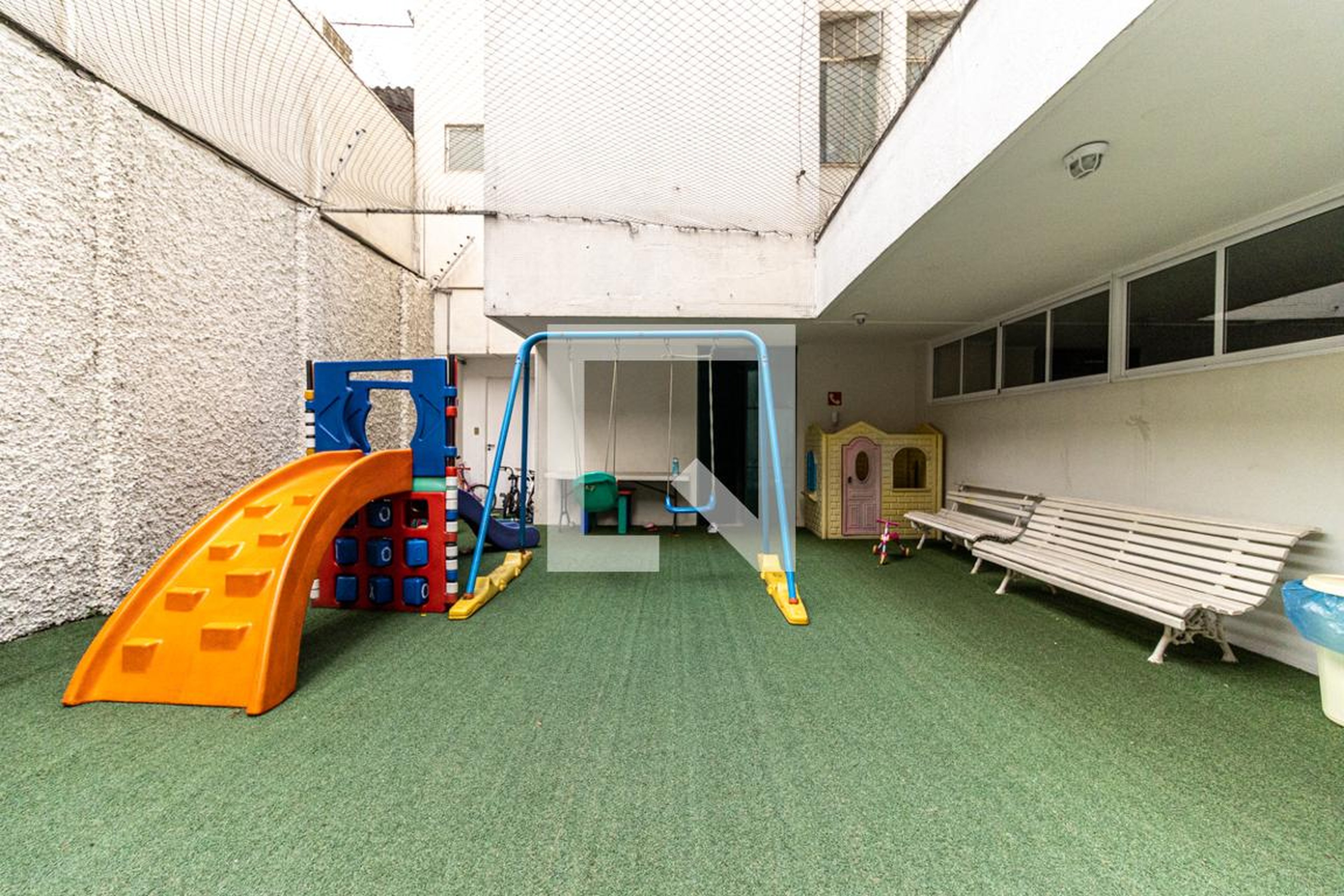 Playground - José Marcondes Machado