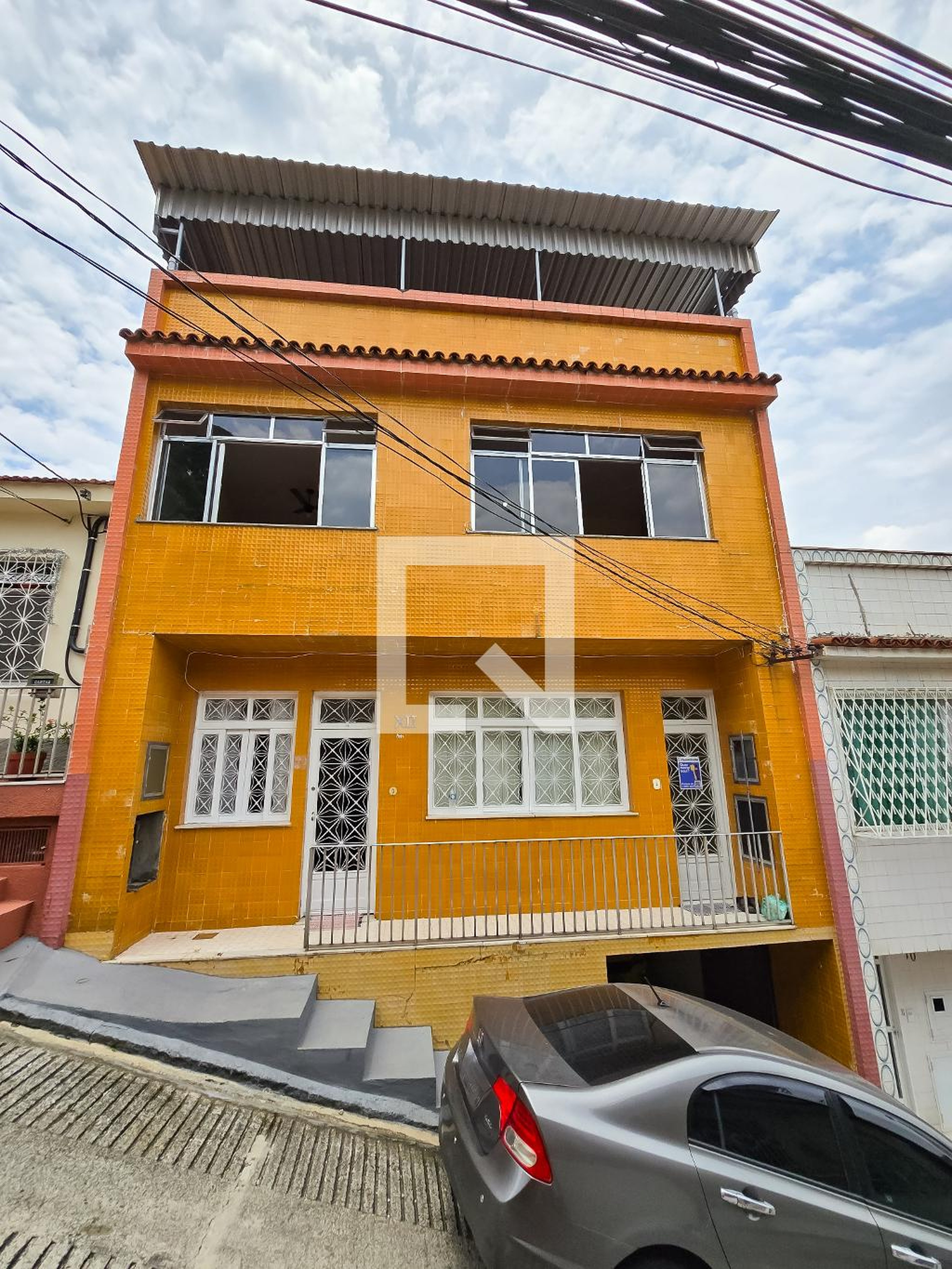 Fachada Condomínio em Rua Maranhão, 196