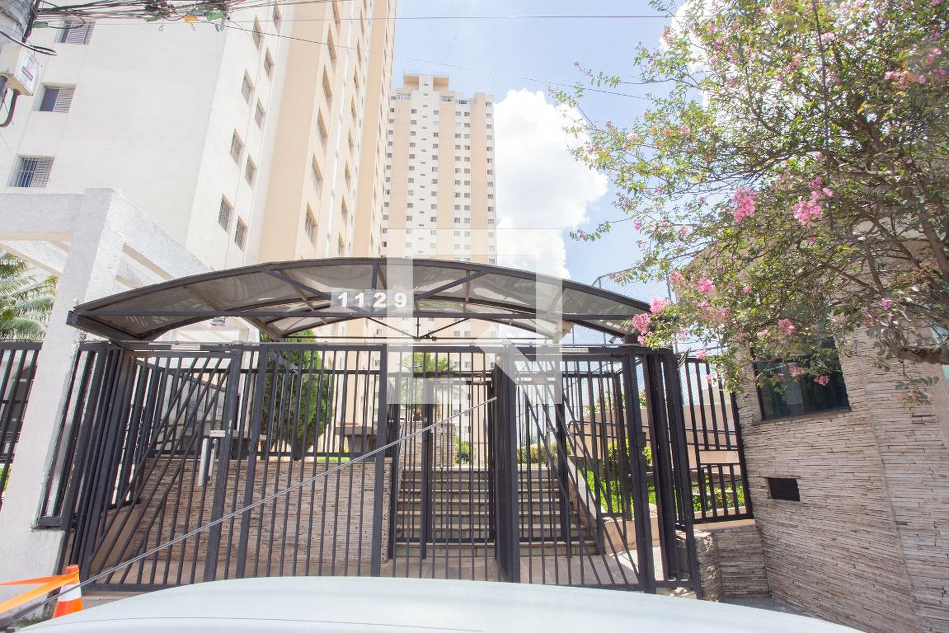 FACHADA Condomínio em Avenida Santa Inês, 1129