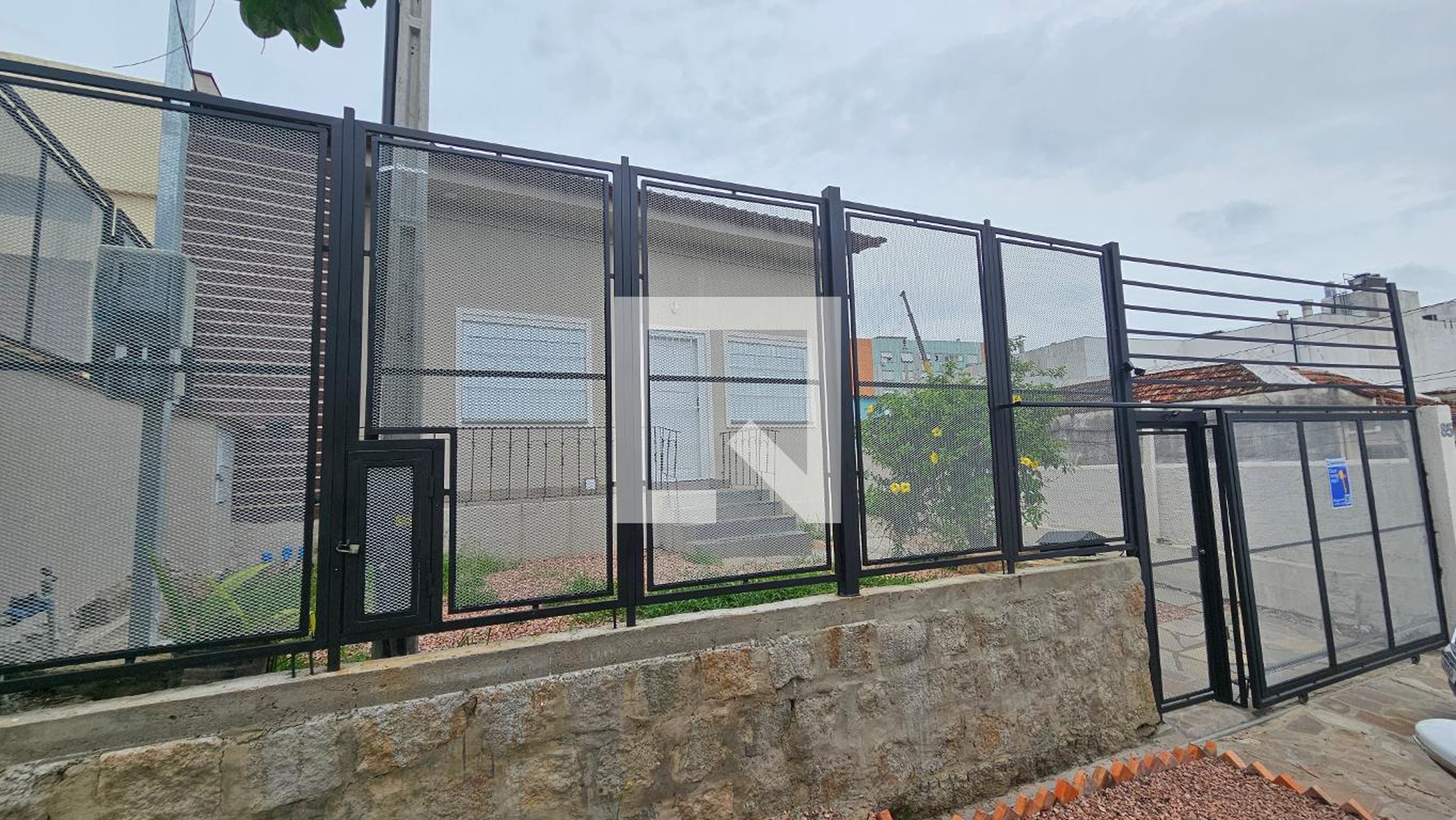 Fachada Condomínio em Rua Francisco de Aquino, 85