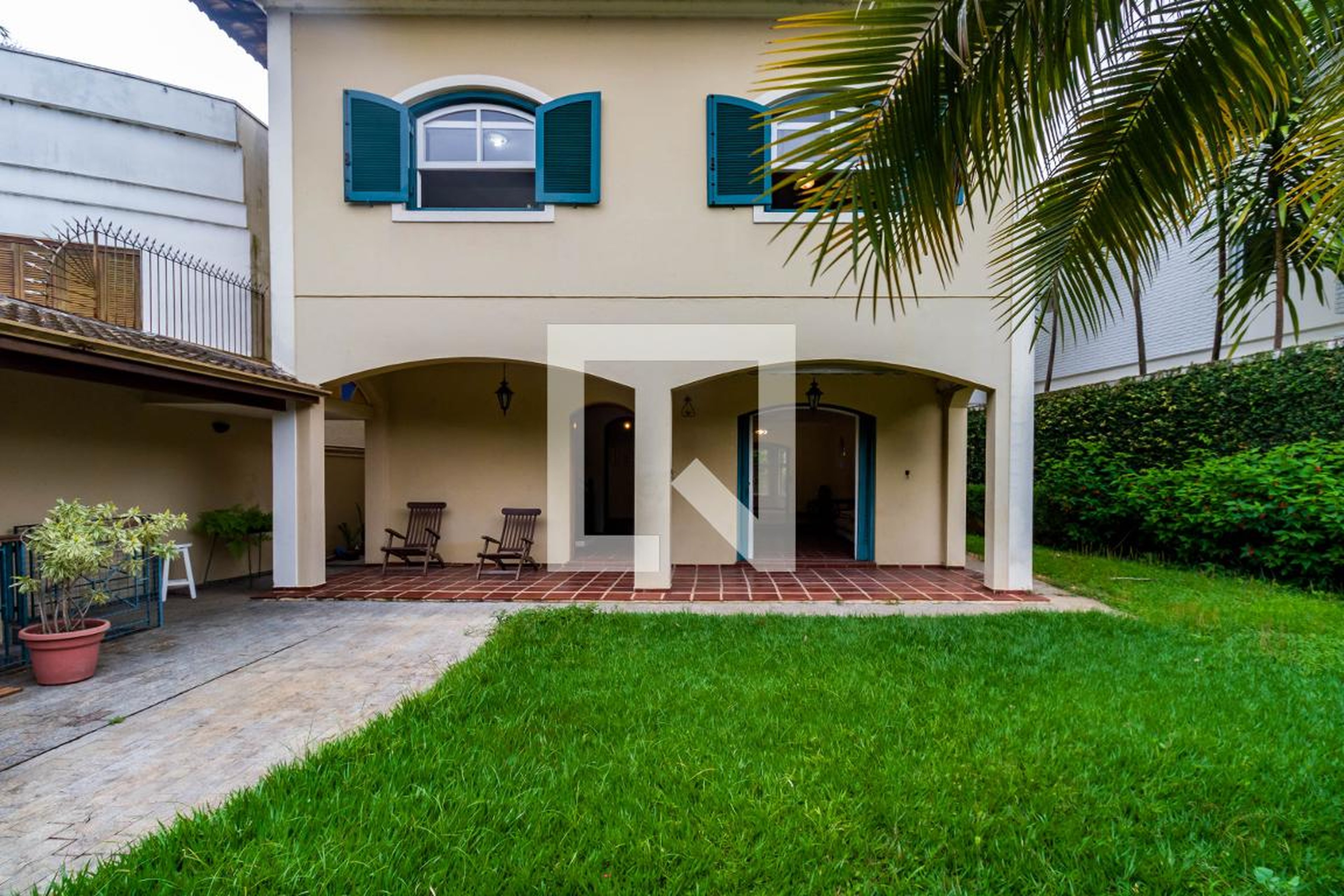 Fachada Condomínio em Rua Pio VII, 39