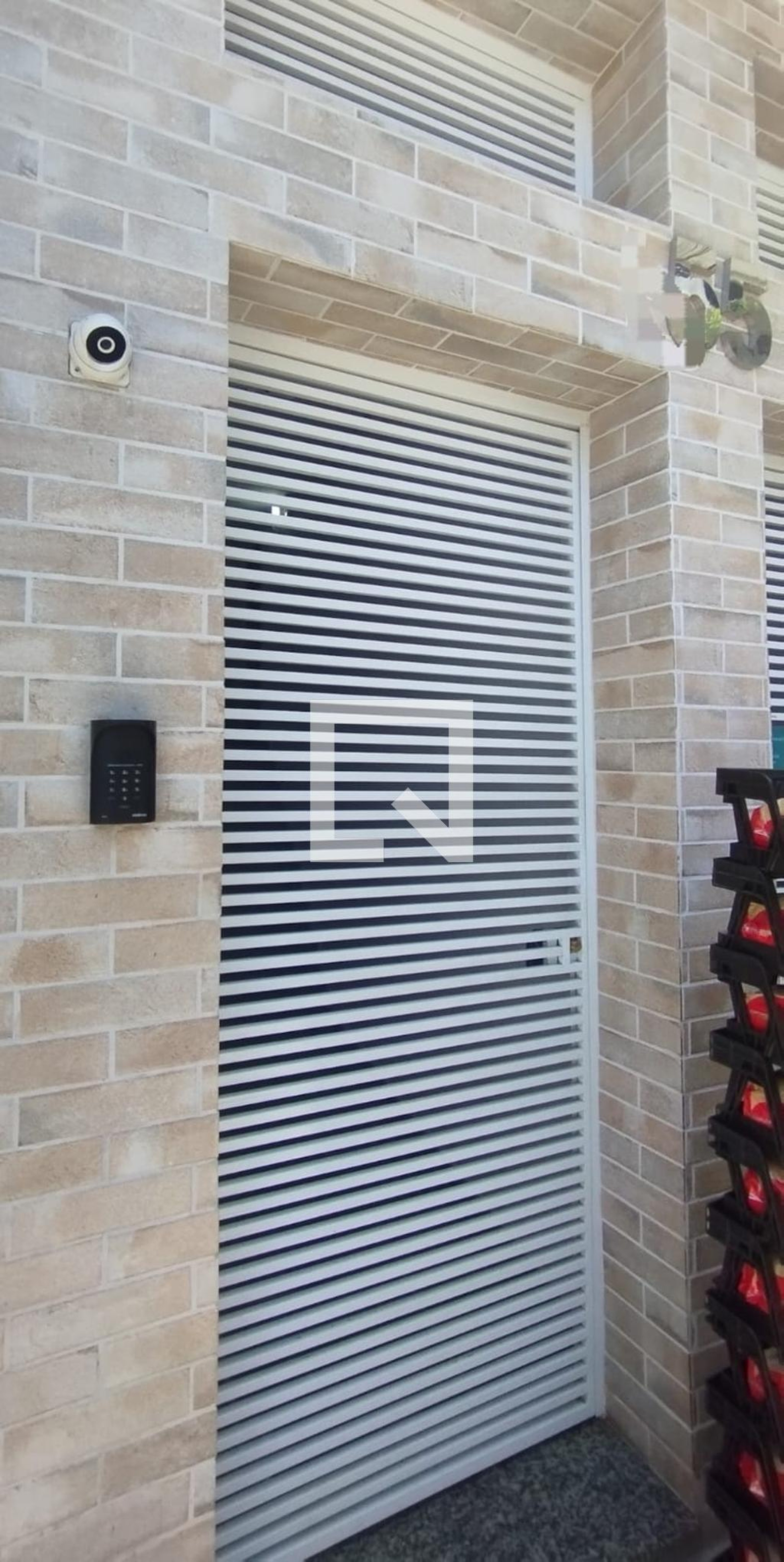 Fachada Condomínio em Rua Caramuru, 55