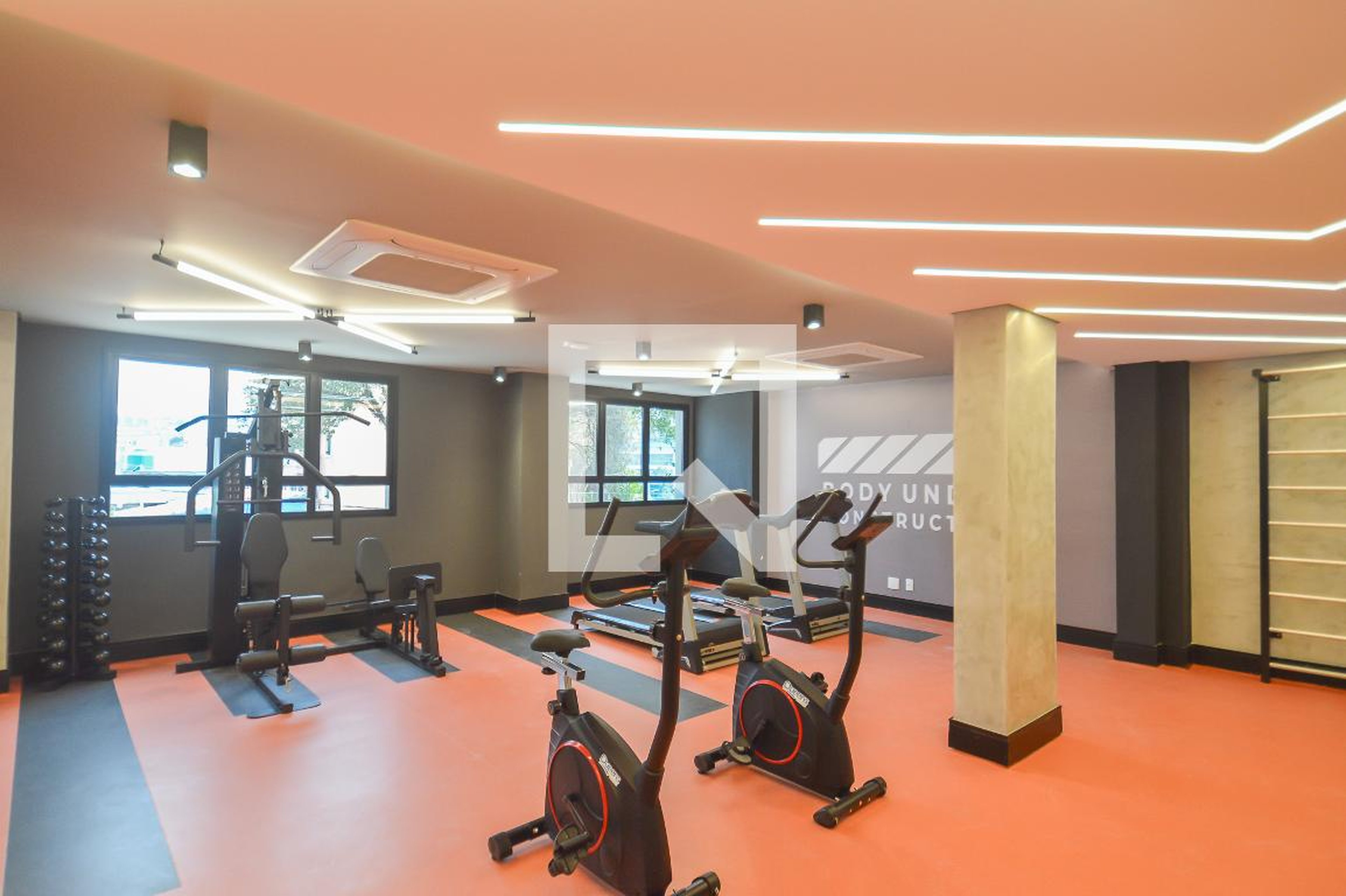 Academia - Life Mbigucci