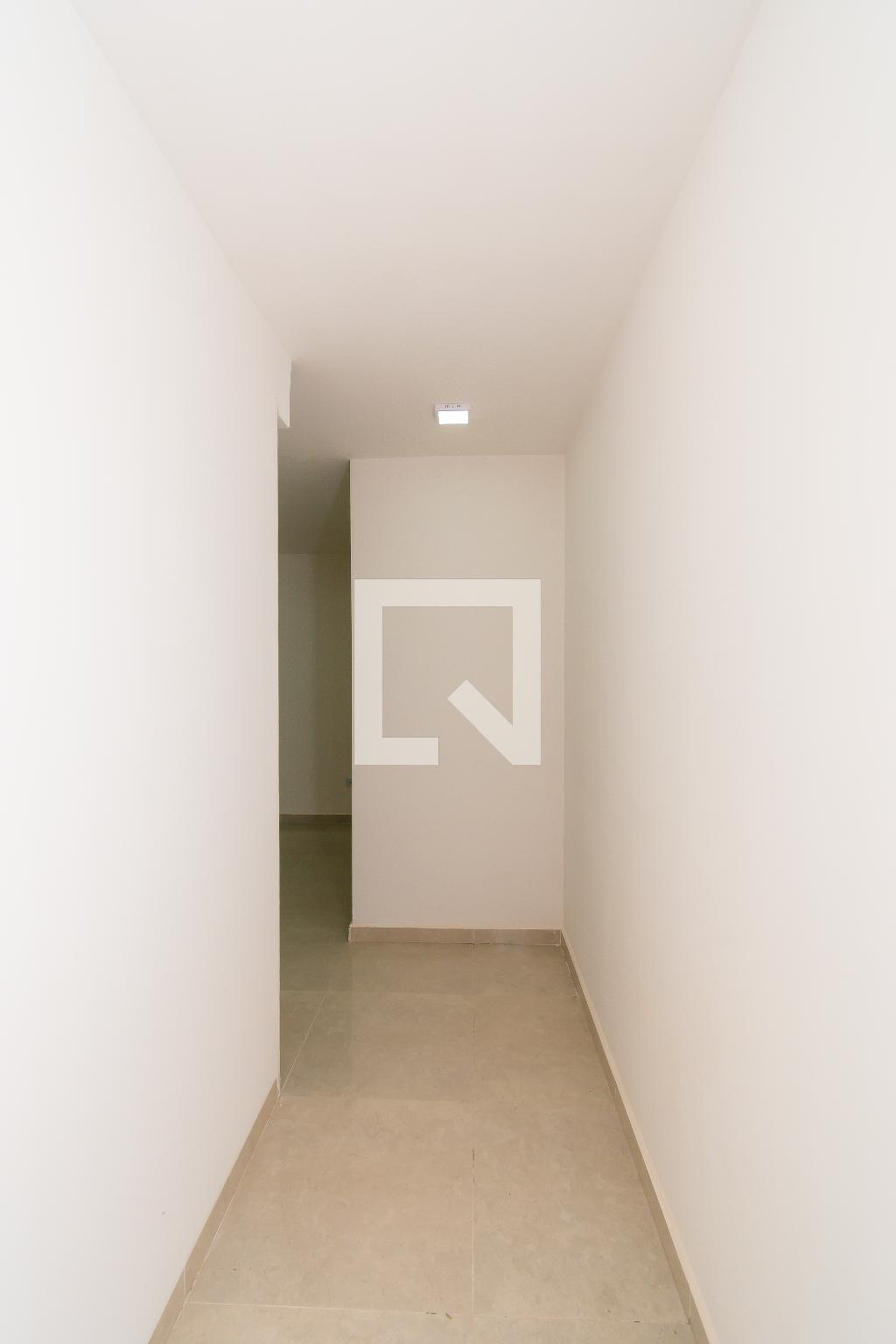 Hall de entrada - Fernão Lopes