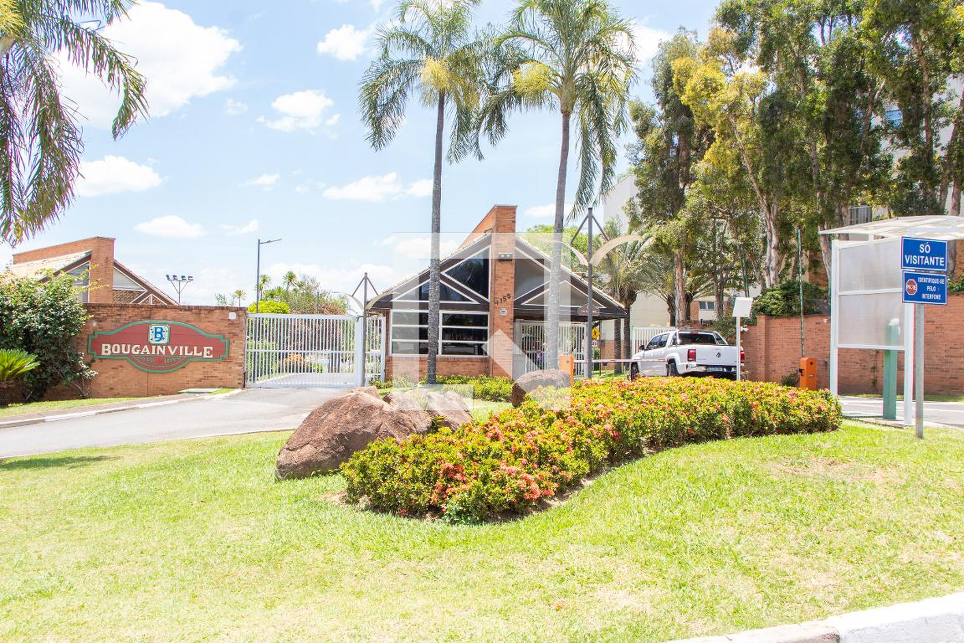 FACHADA Condomínio Bougainville