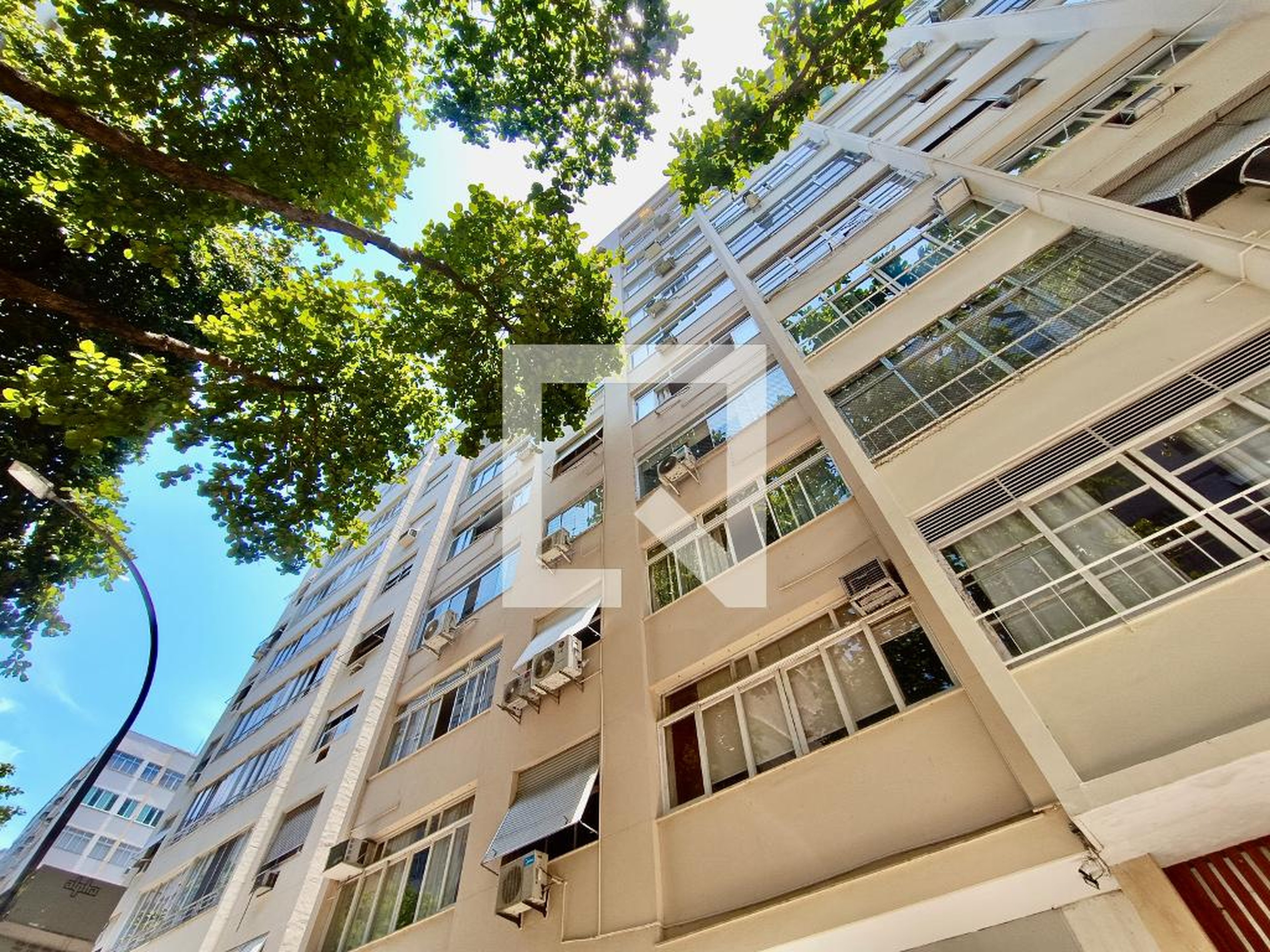 Fachada Edifício Tropical