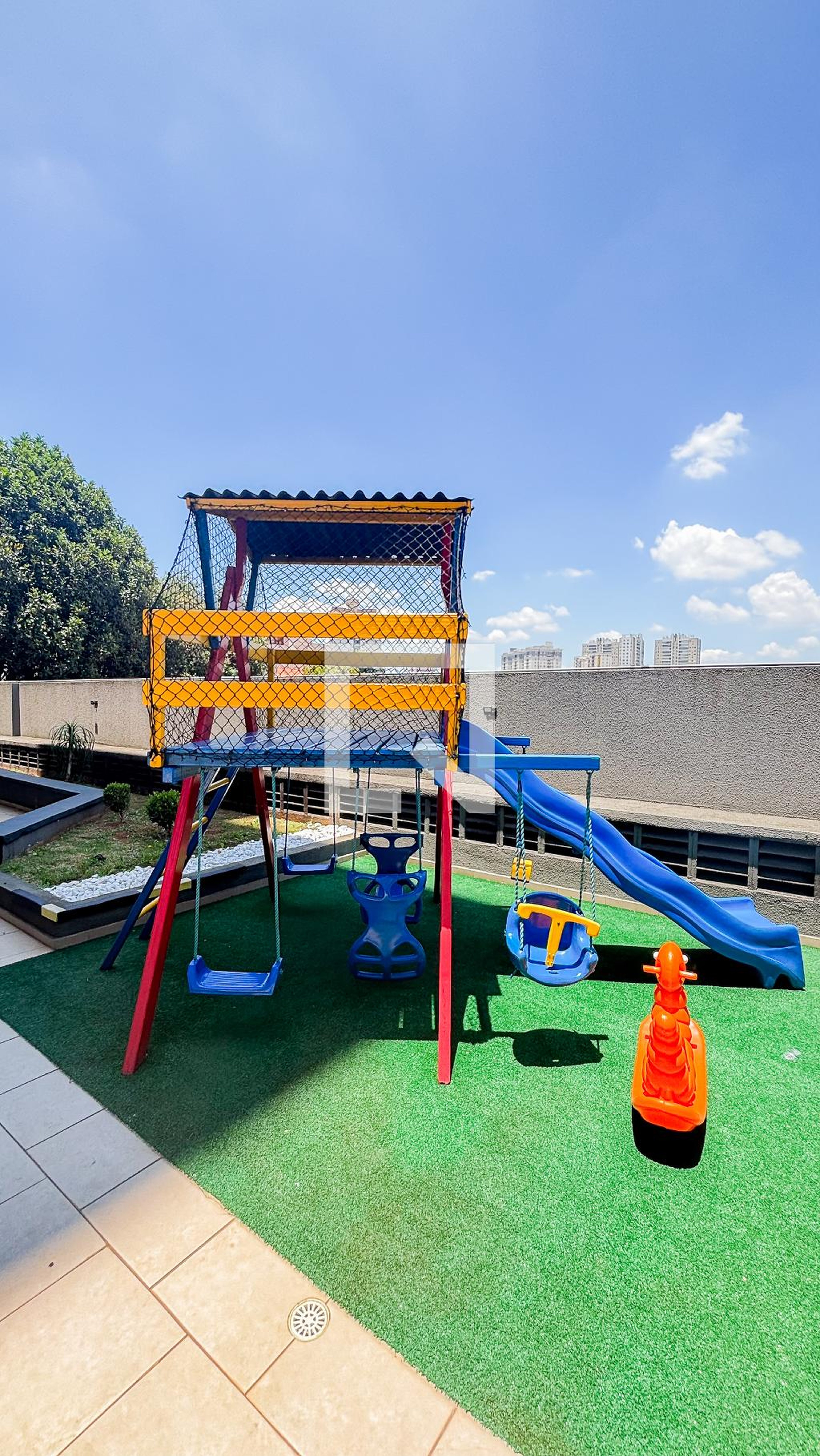 Playground - Eleganza