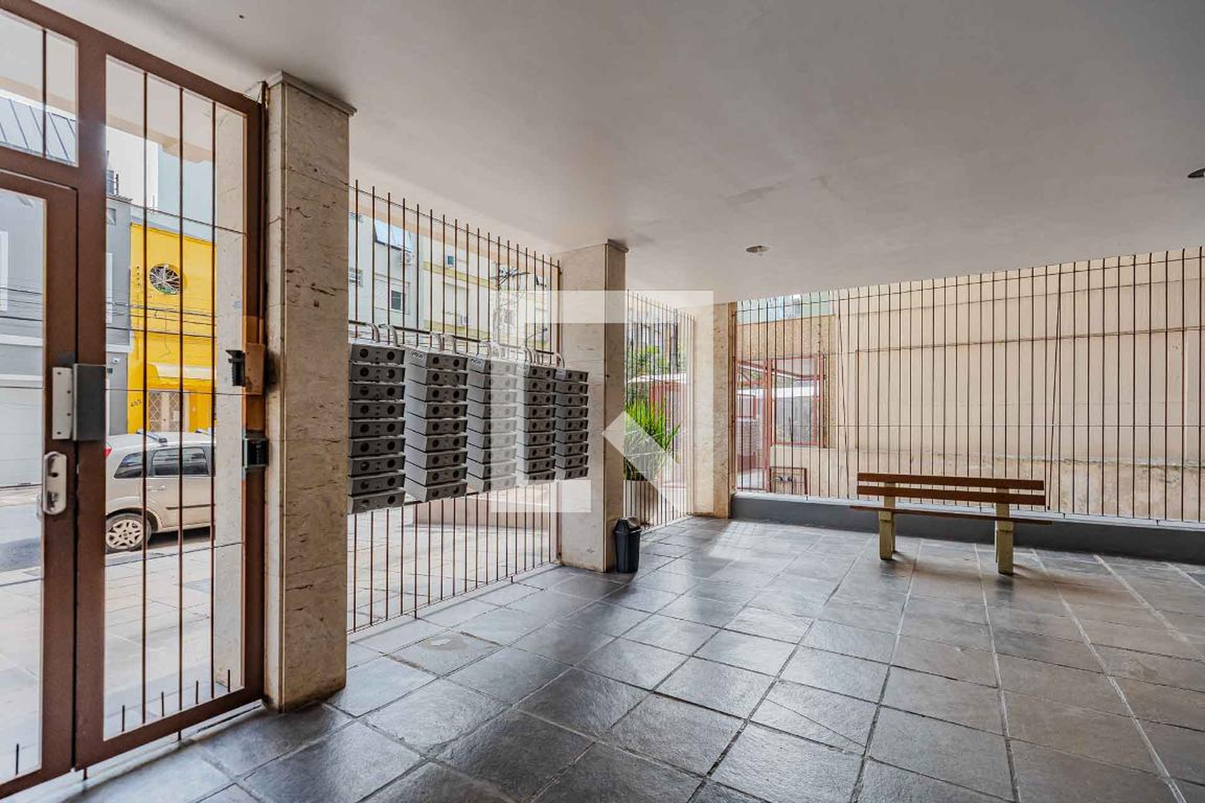 Condomínio - Elebeká