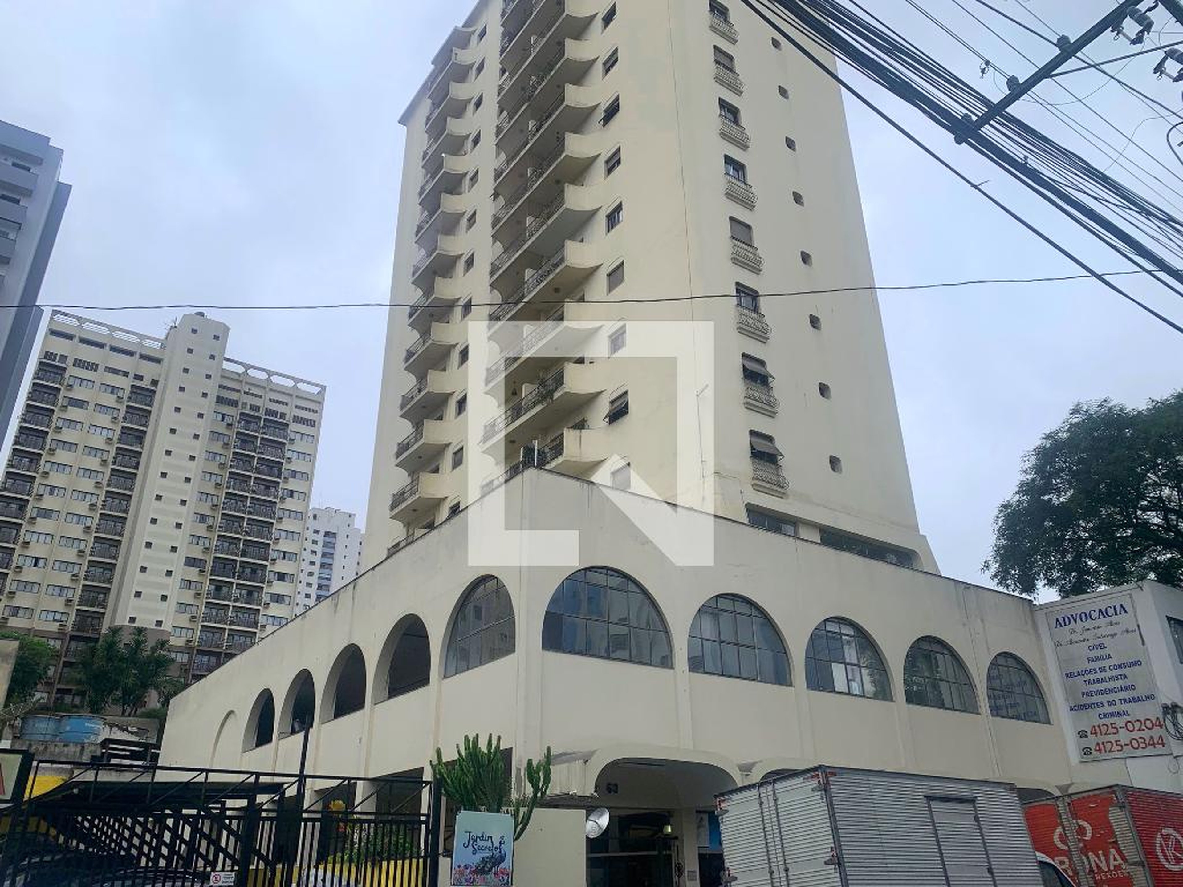 Fachada do Prédio Condomínio Maison Saint Jean