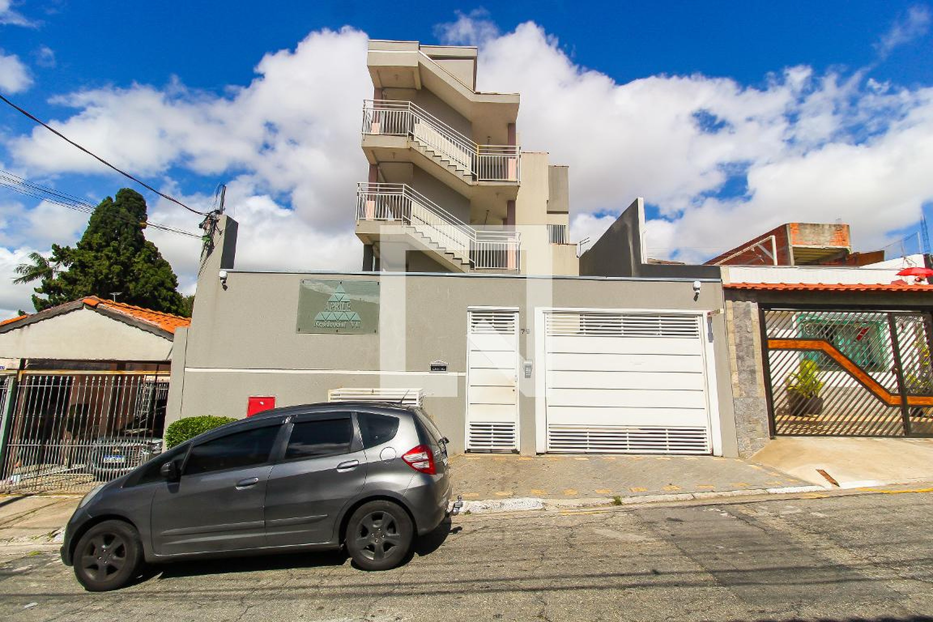Fachada Residencial Aprille VII