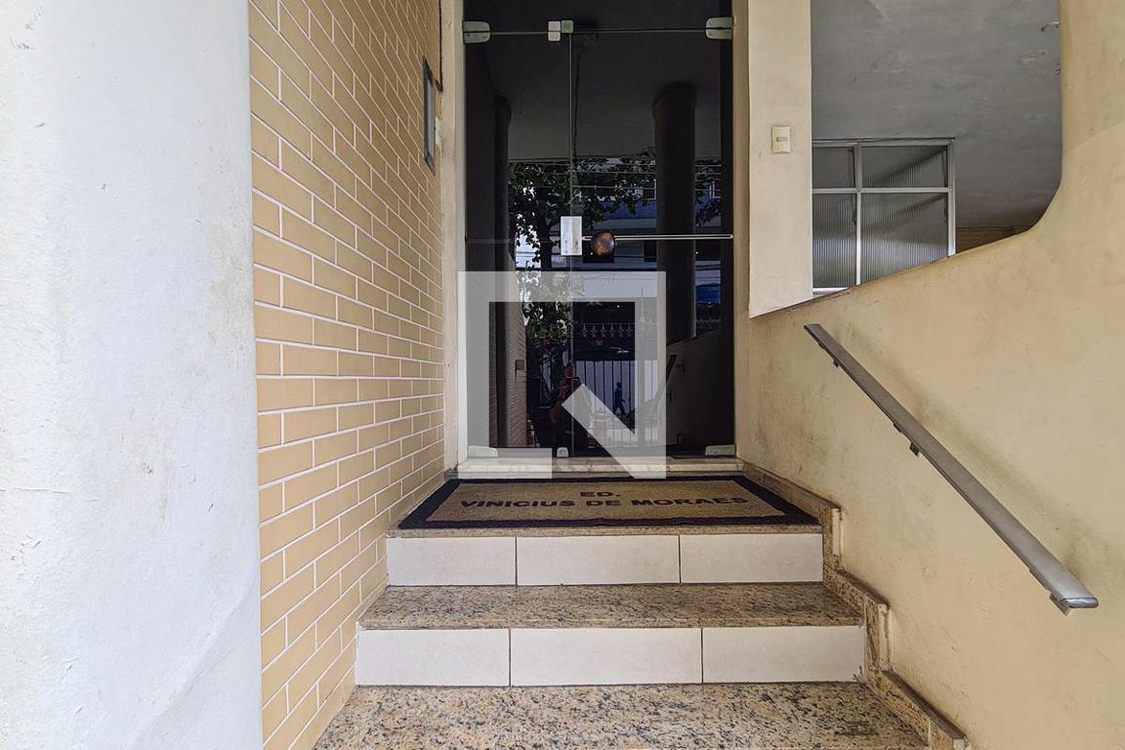 Área comum - Vinícius de Moraes