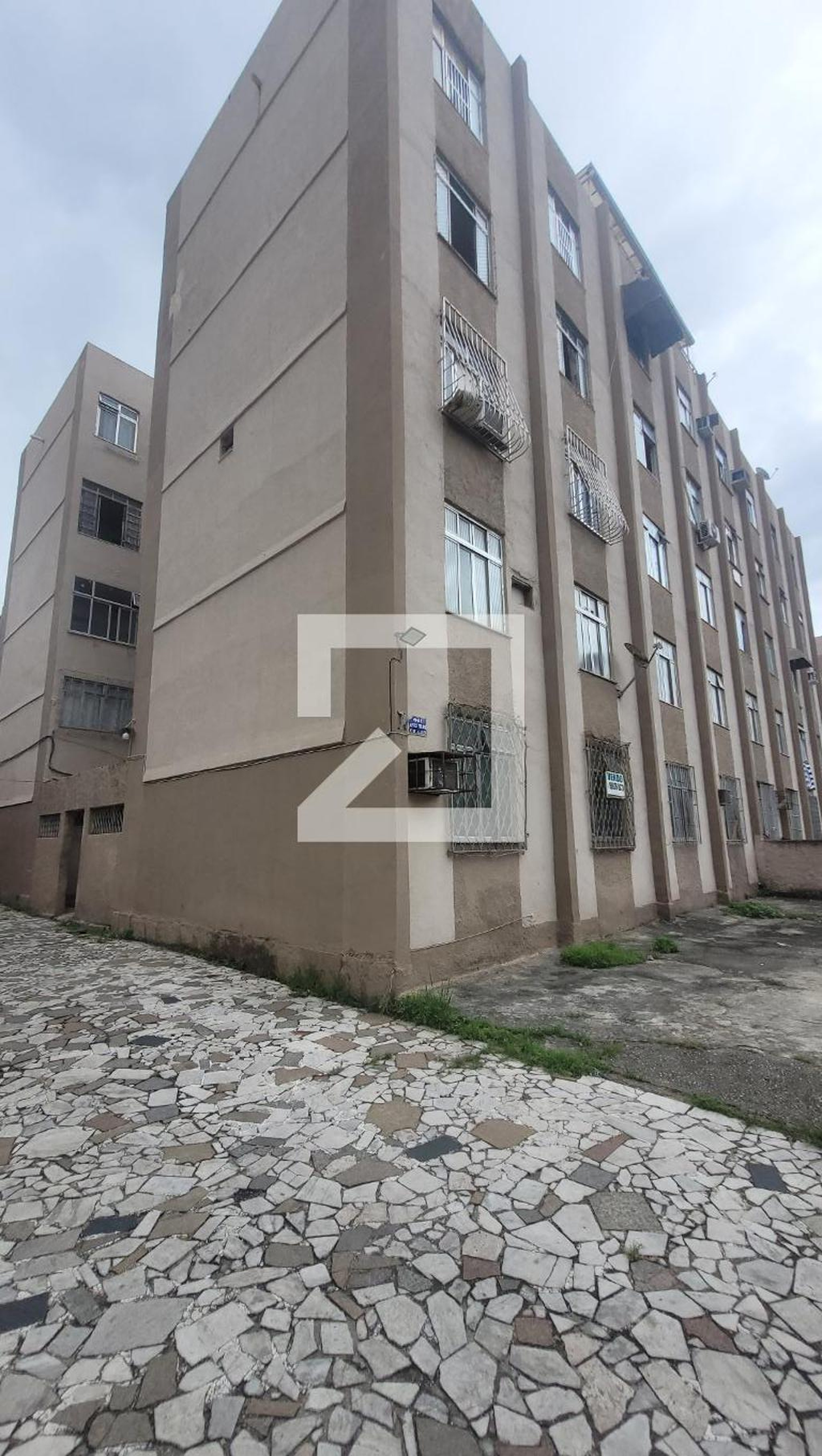 Fachada Condomínio em Rua João Vicente, 601